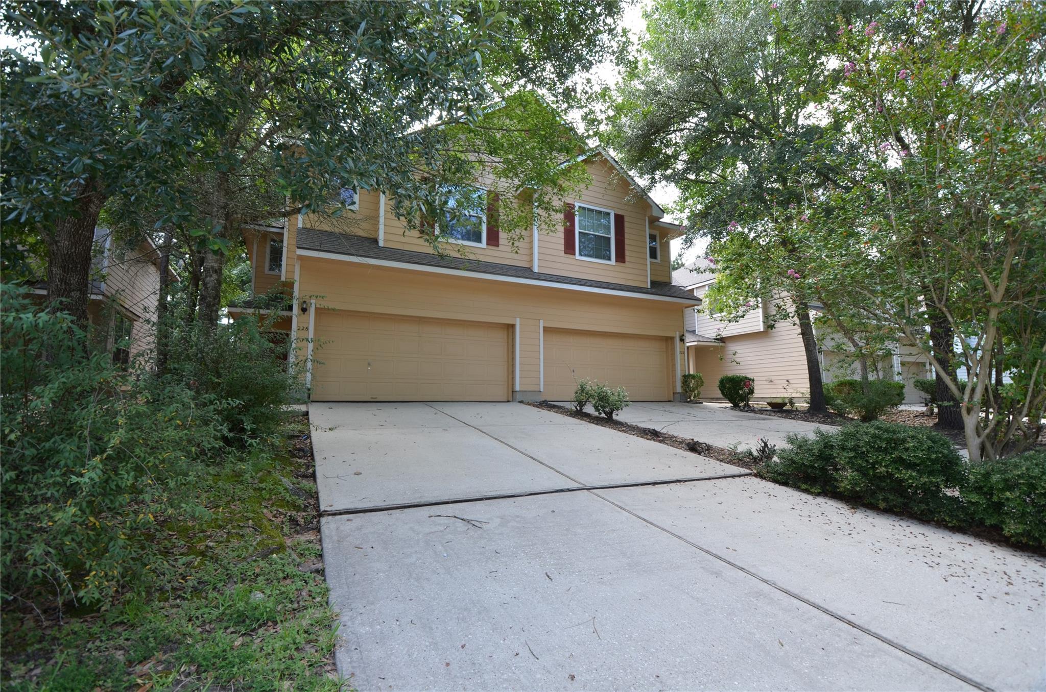 226 W Stedhill Loop