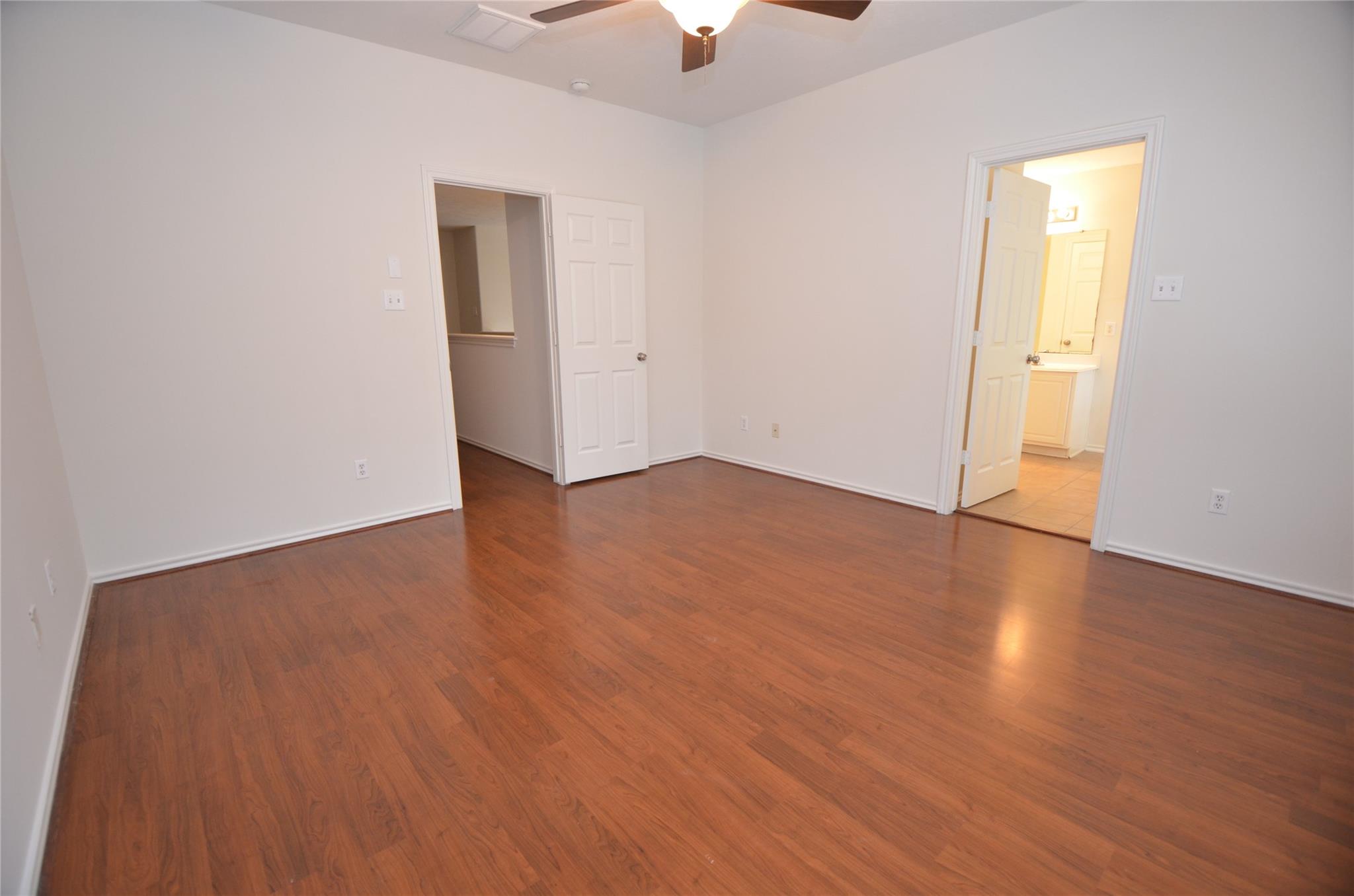 226 W Stedhill Loop