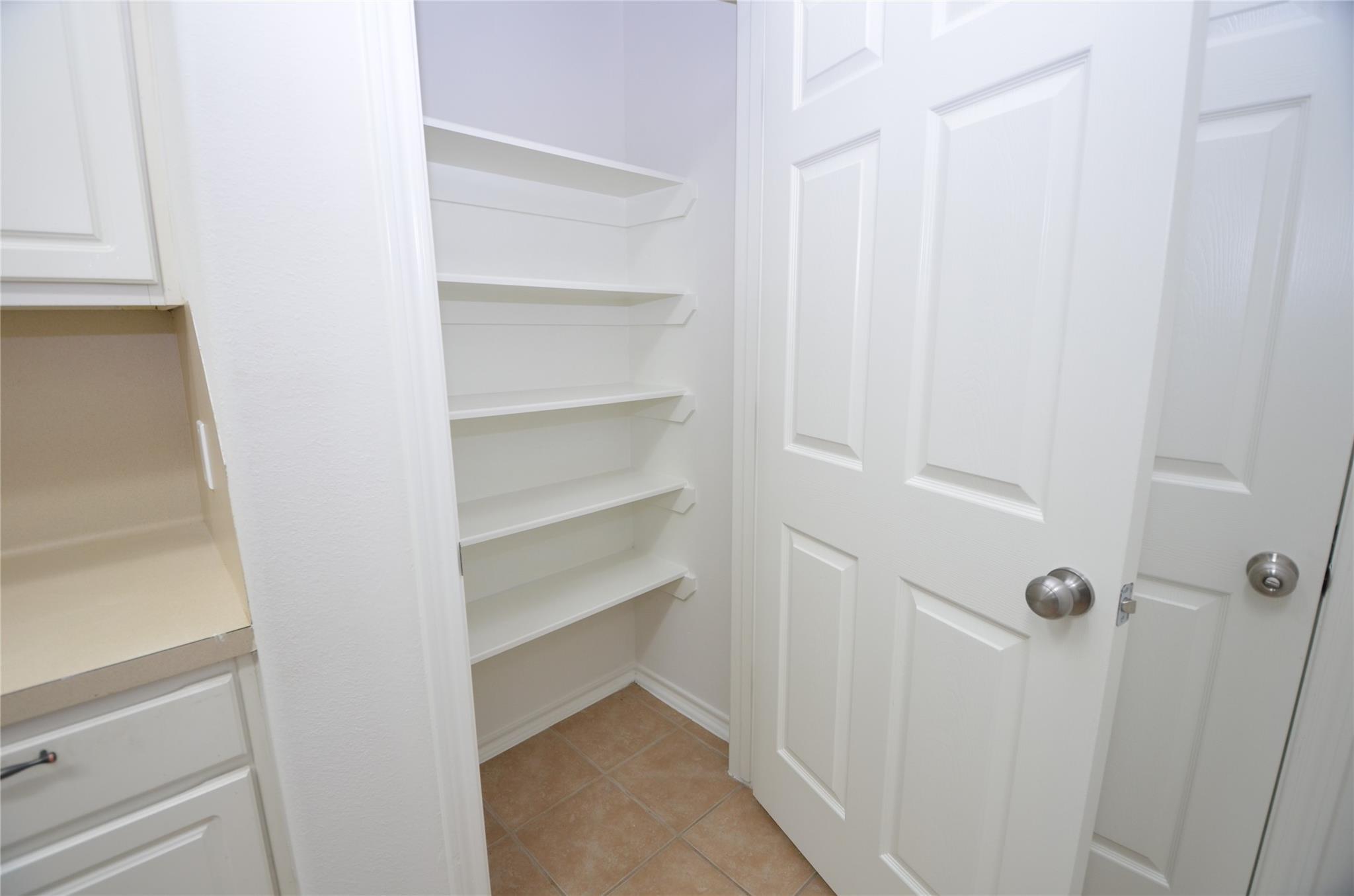 226 W Stedhill Loop