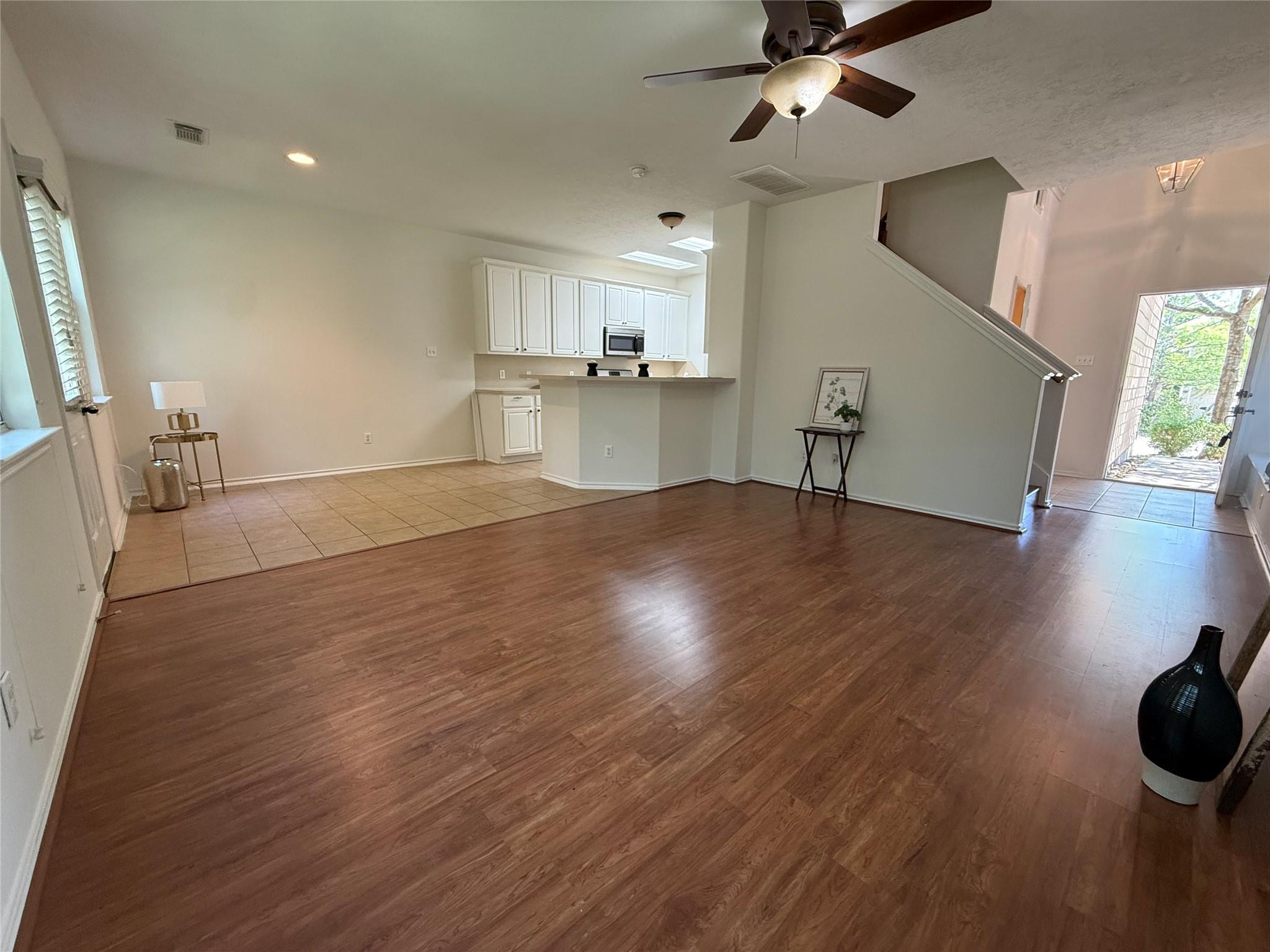 226 W Stedhill Loop