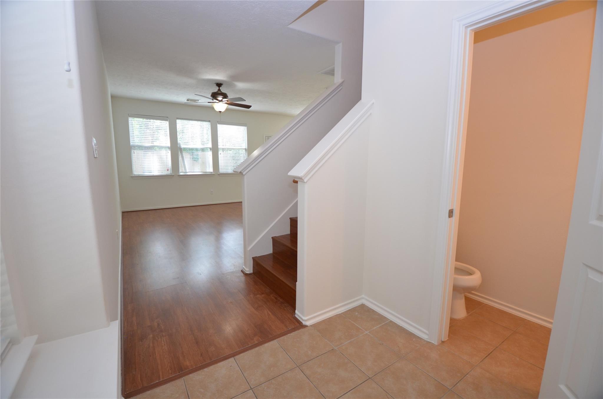 226 W Stedhill Loop