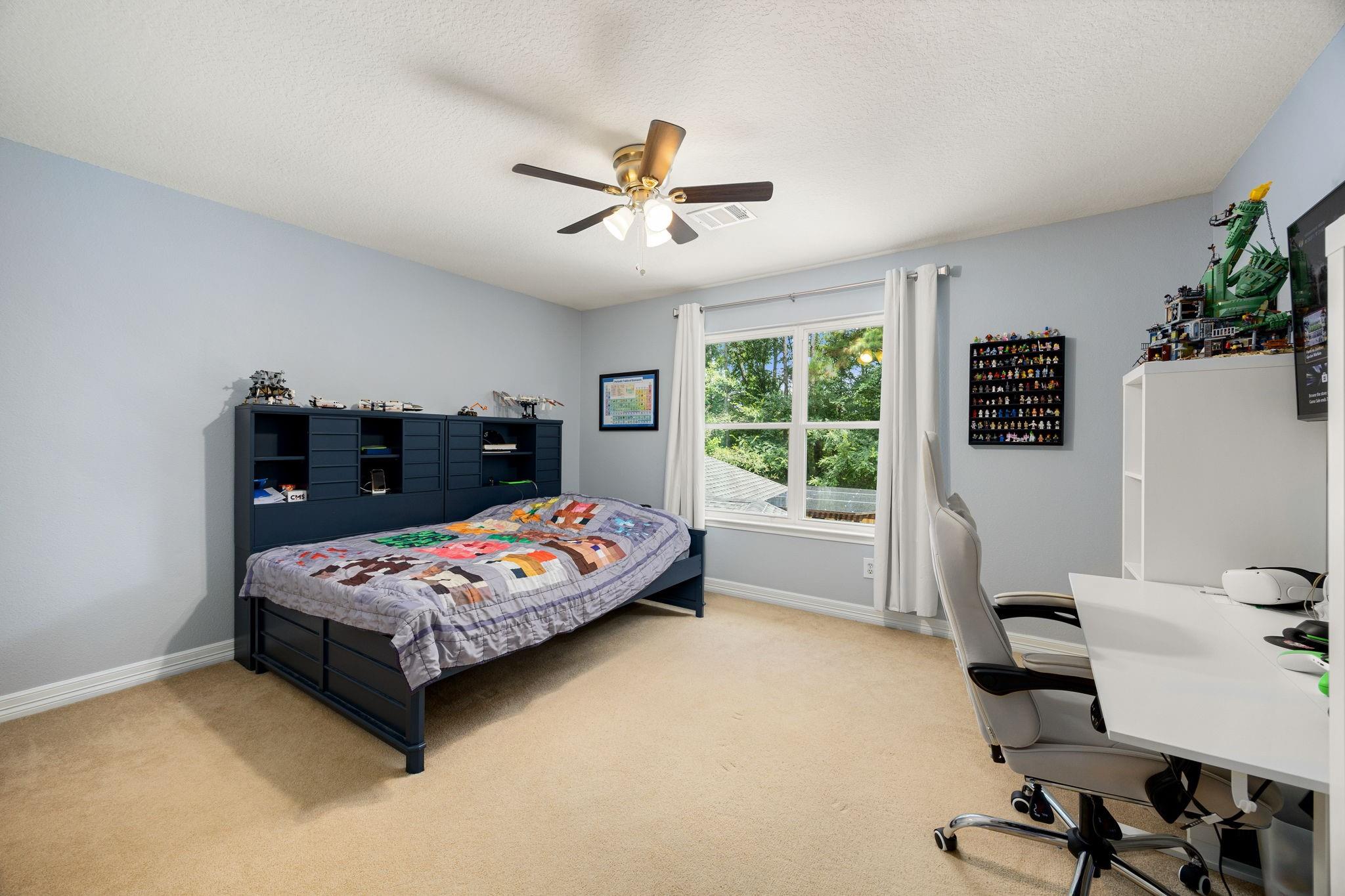 94 Meadowridge Place