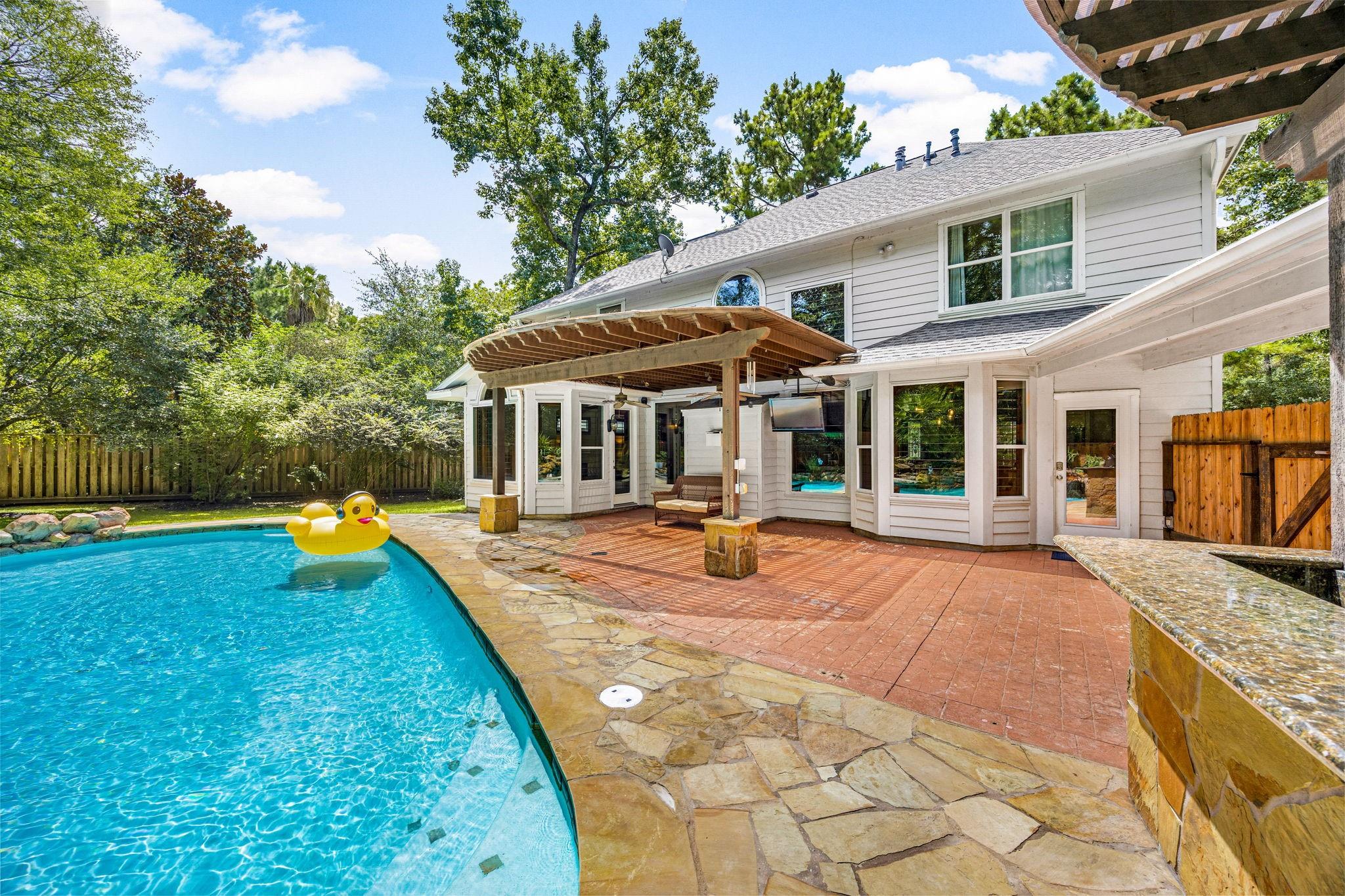 94 Meadowridge Place