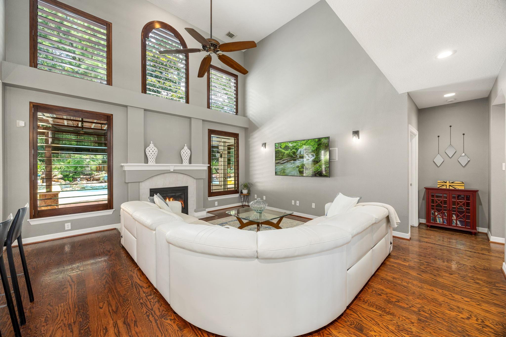 94 Meadowridge Place