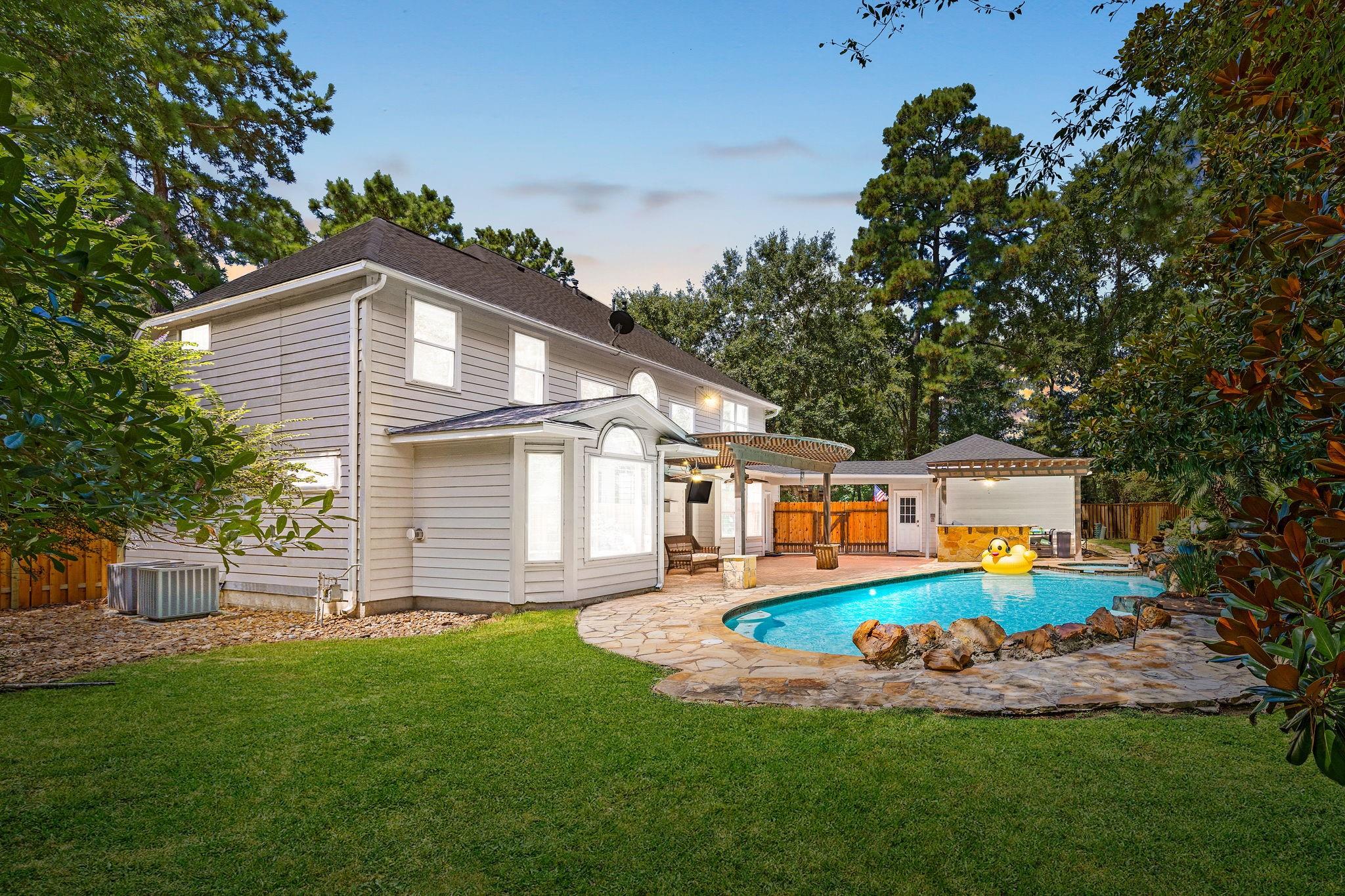 94 Meadowridge Place