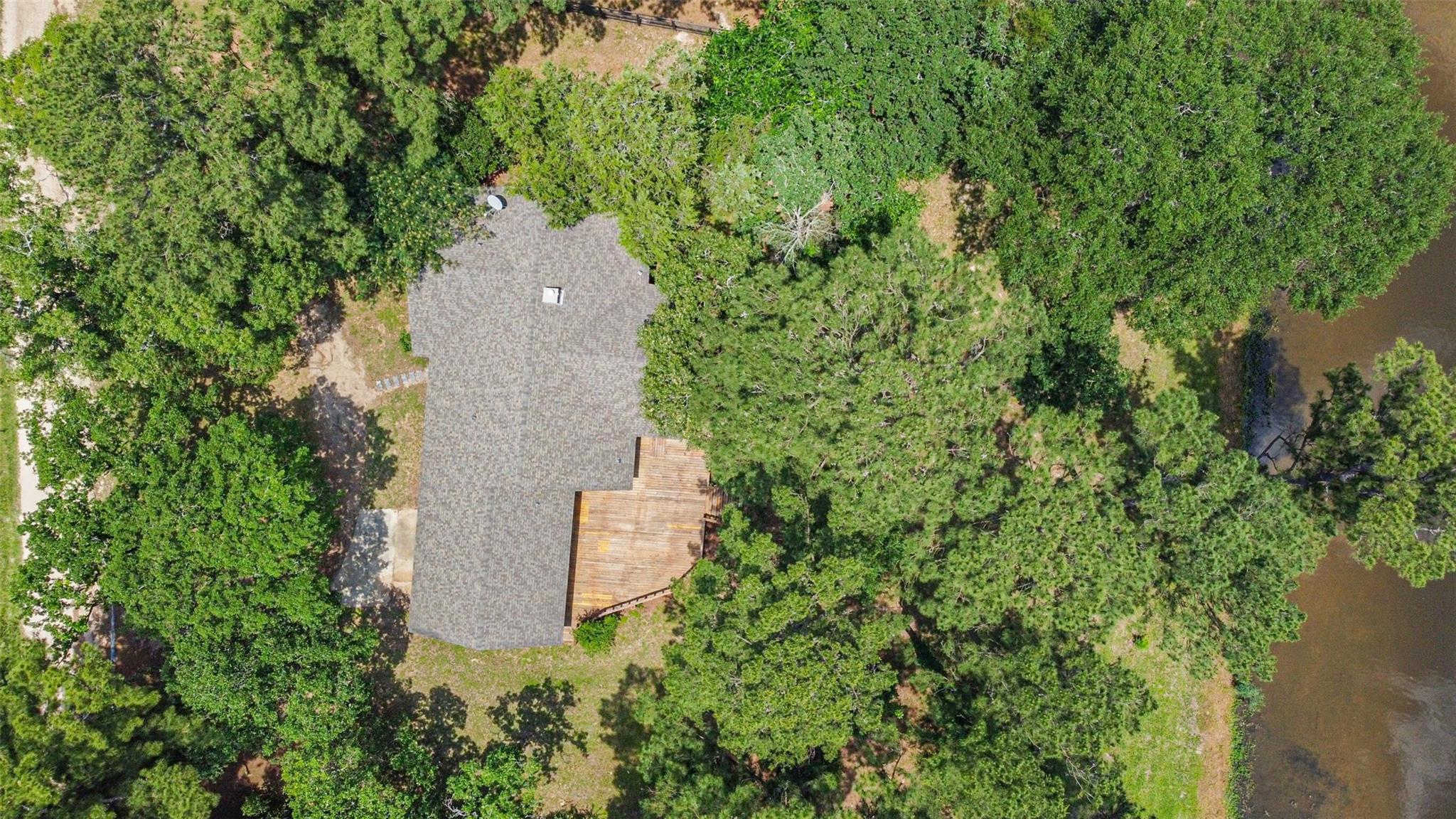 29090 W Lake Drive