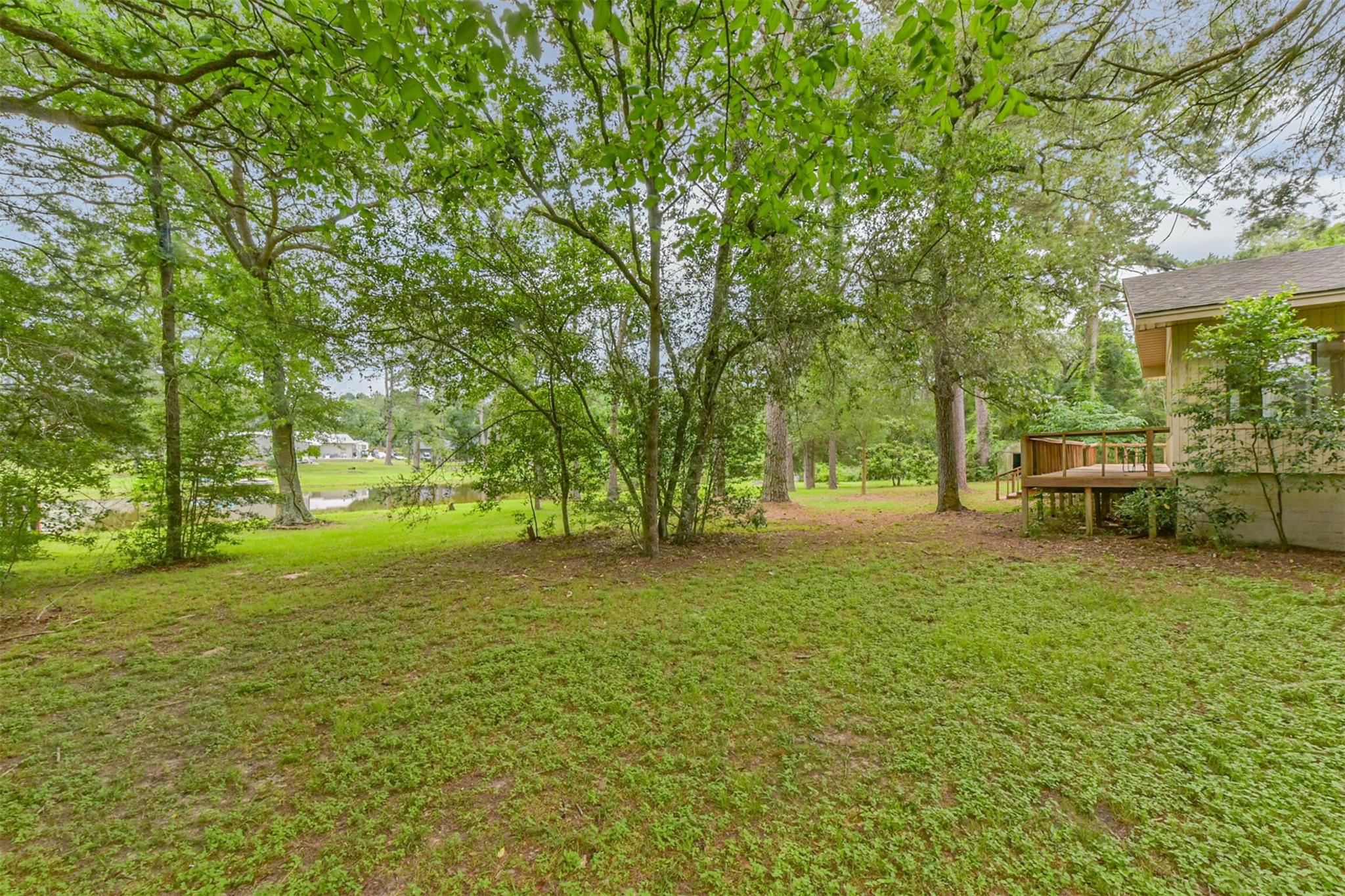 29090 W Lake Drive