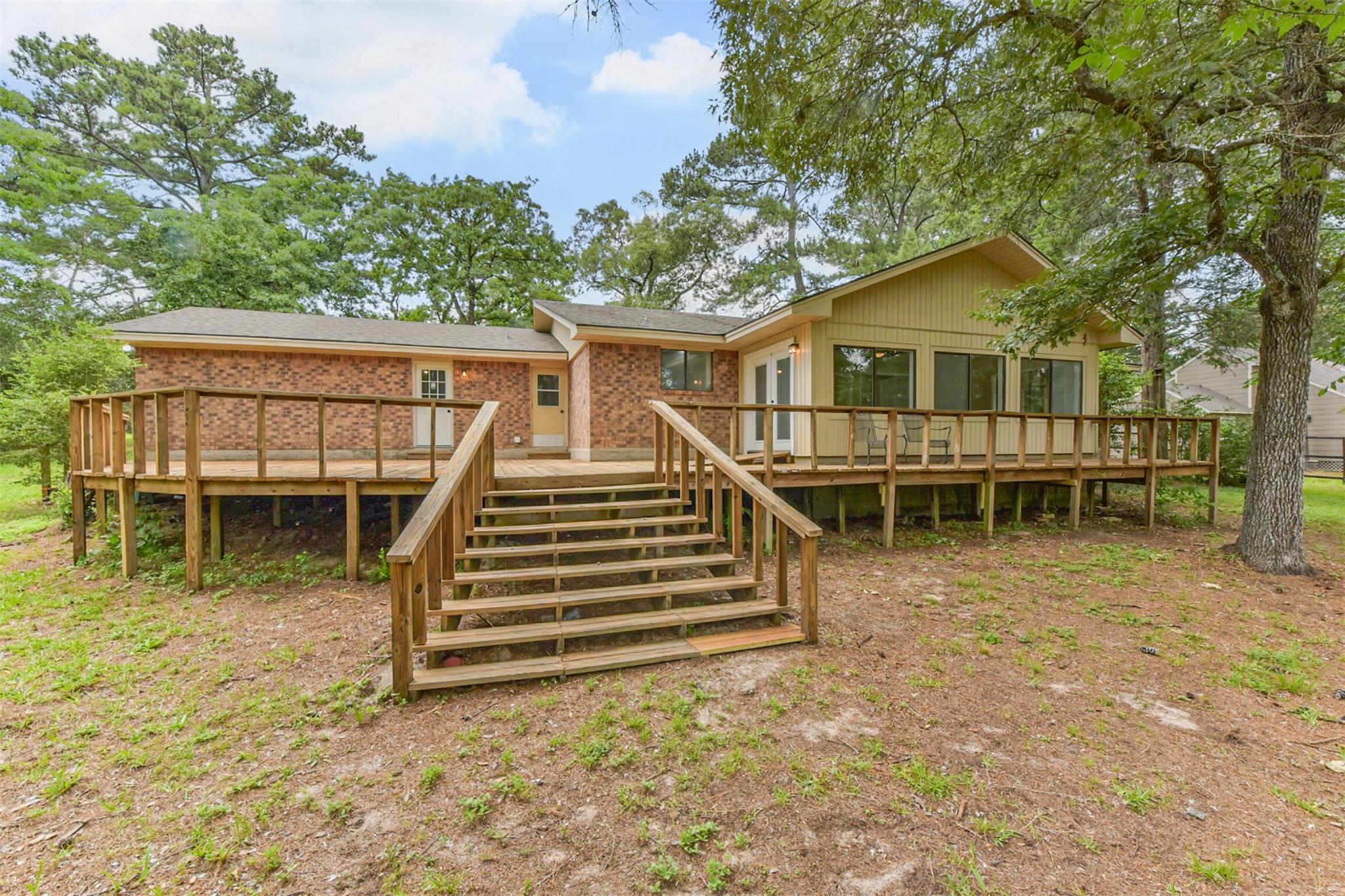 29090 W Lake Drive