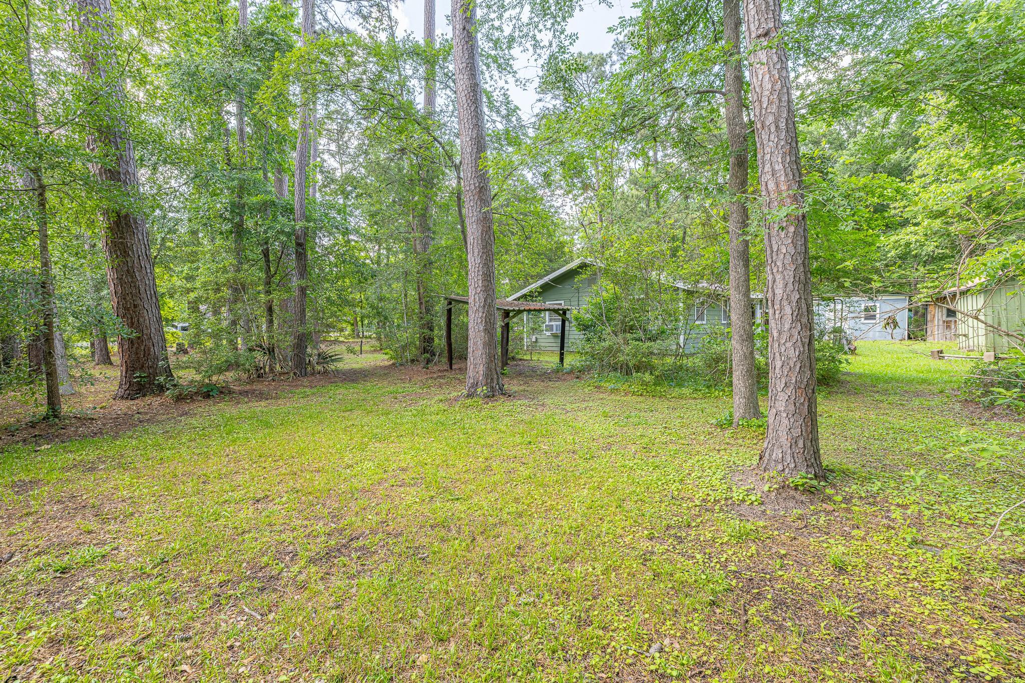 9847 N Lake View