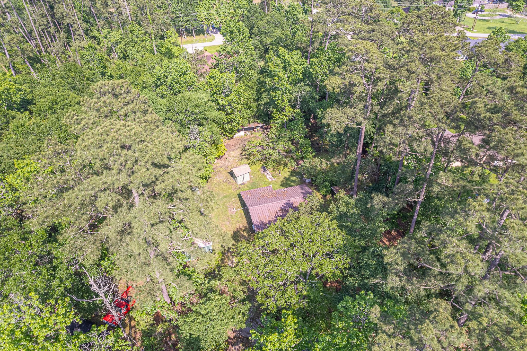 9847 N Lake View