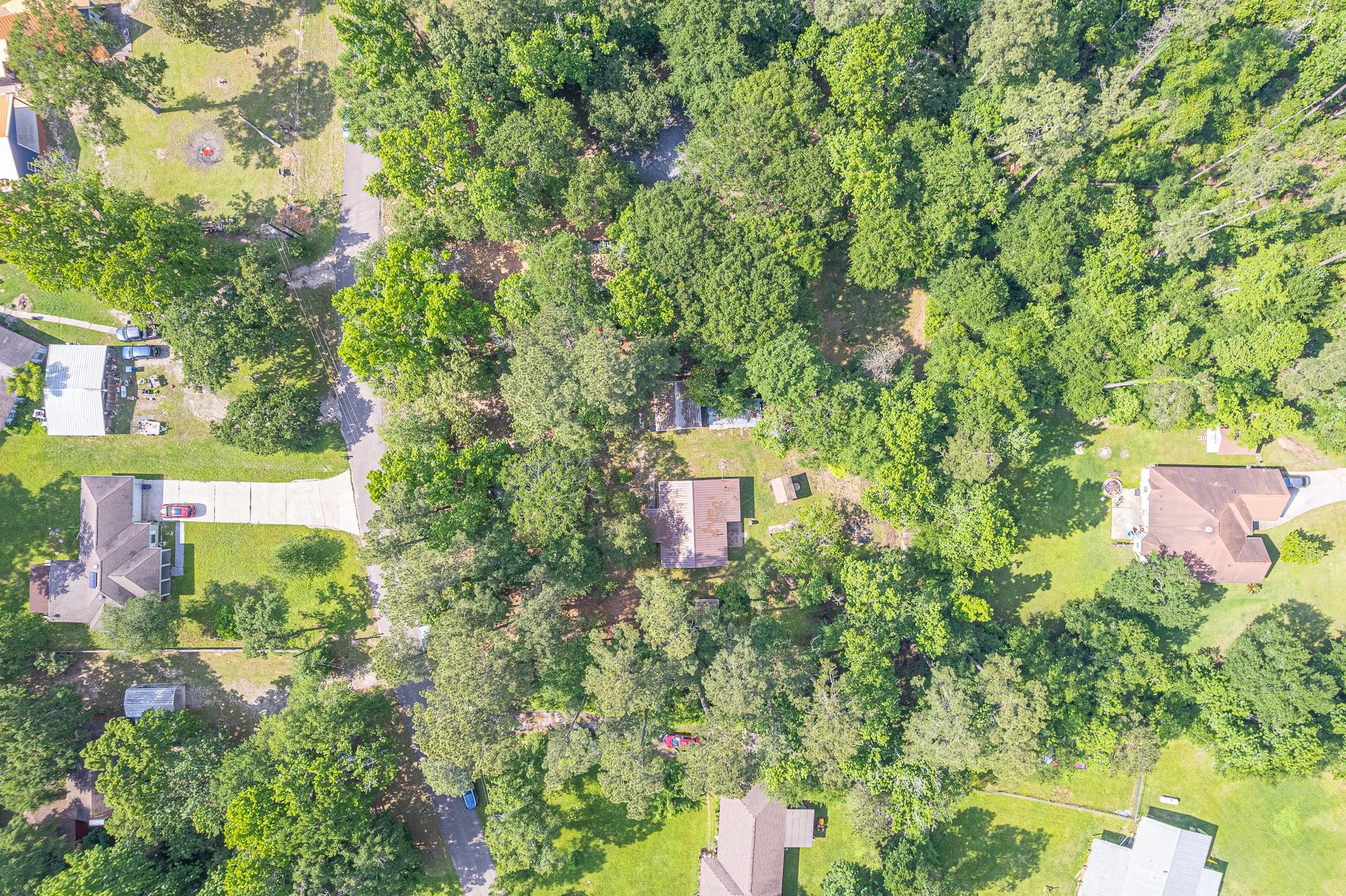 9847 N Lake View