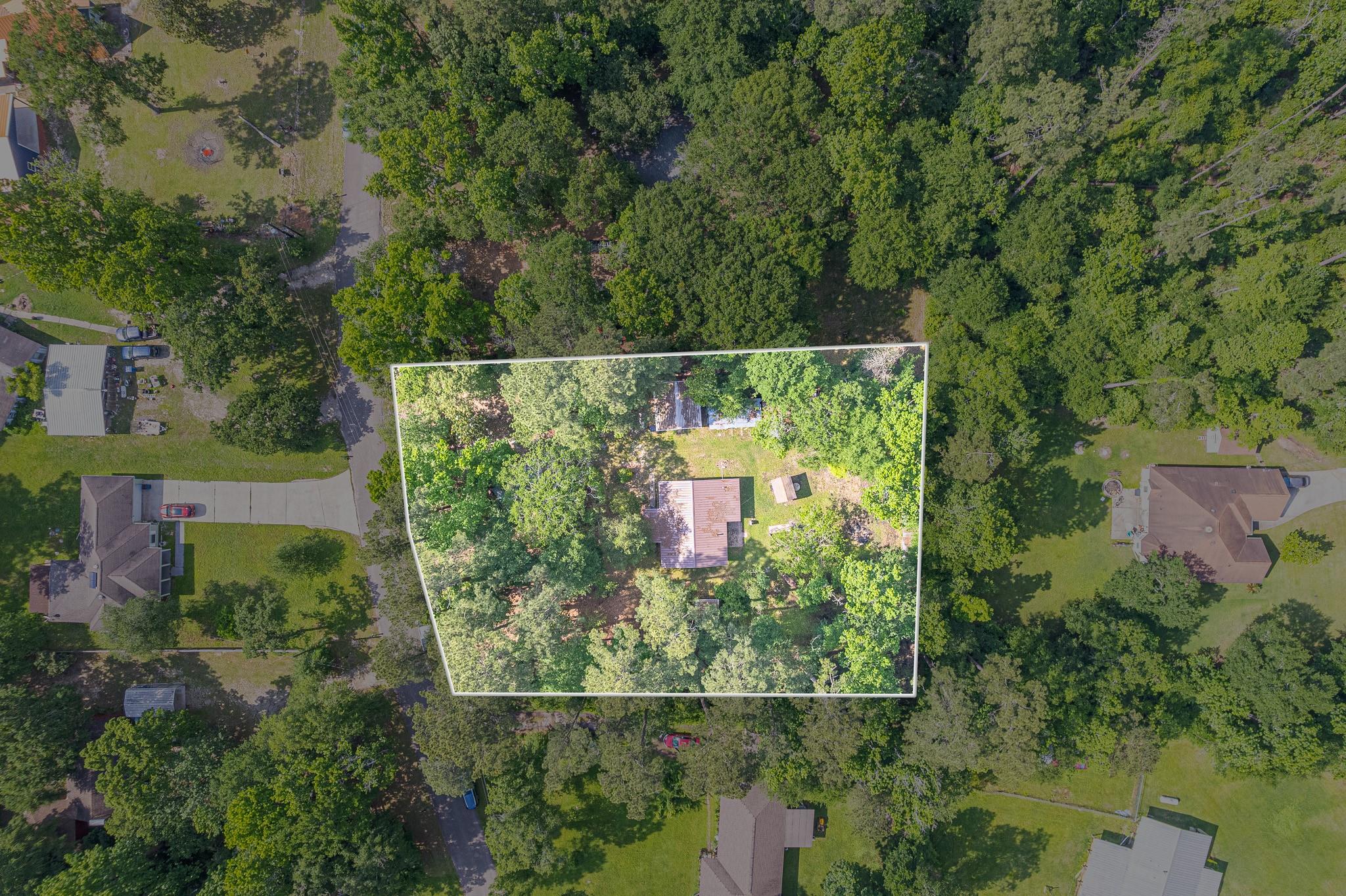 9847 N Lake View