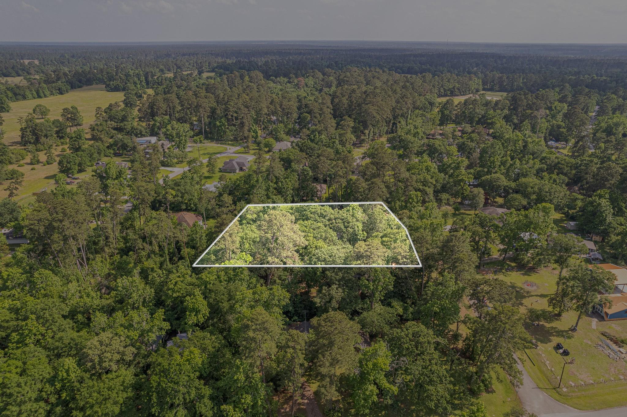 9847 N Lake View