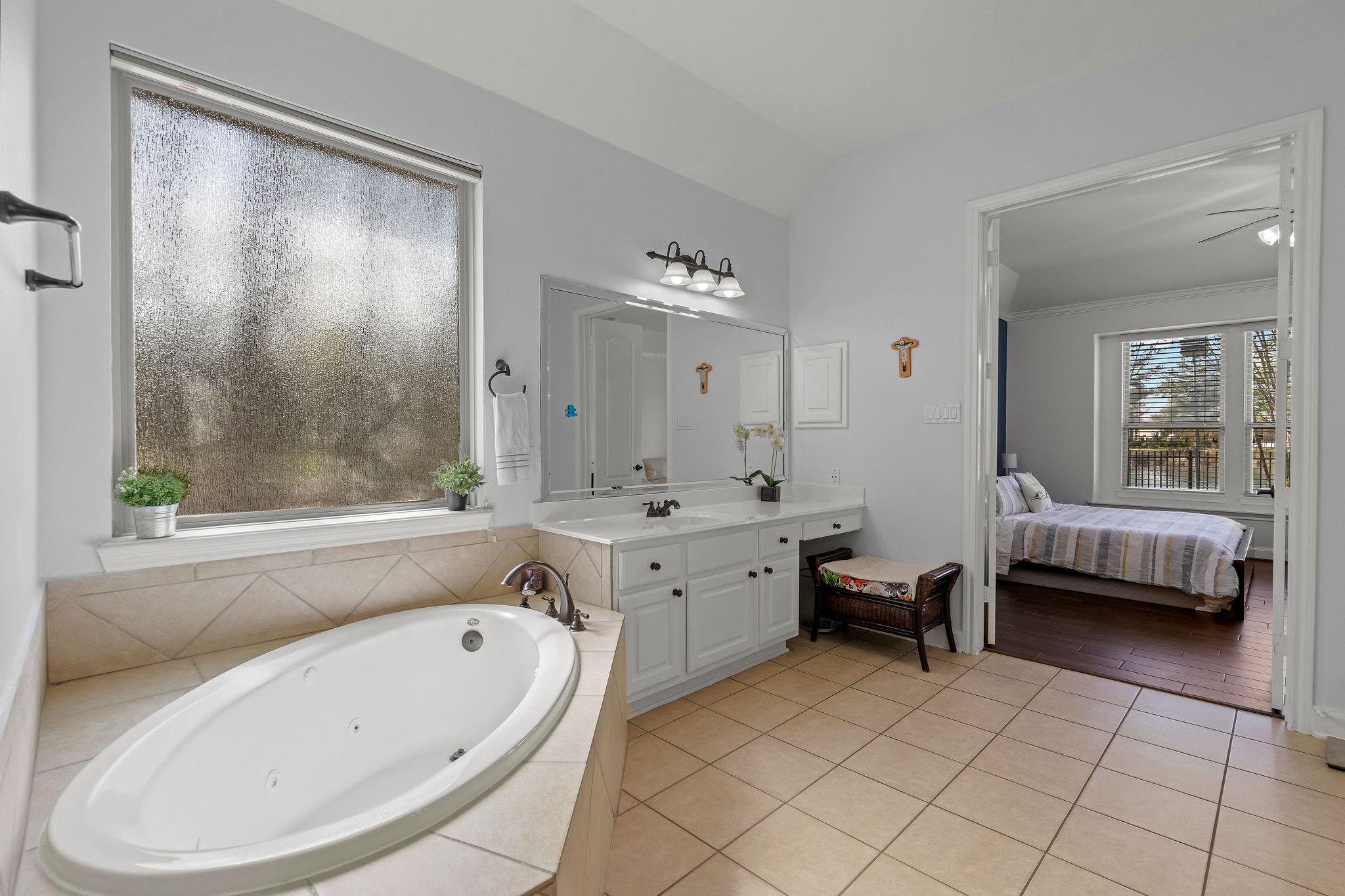 31114 Lakeview Bend Lane