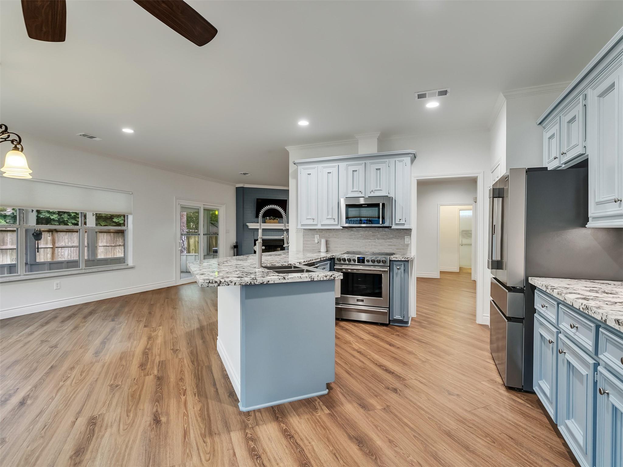10459 Twin Circles Drive