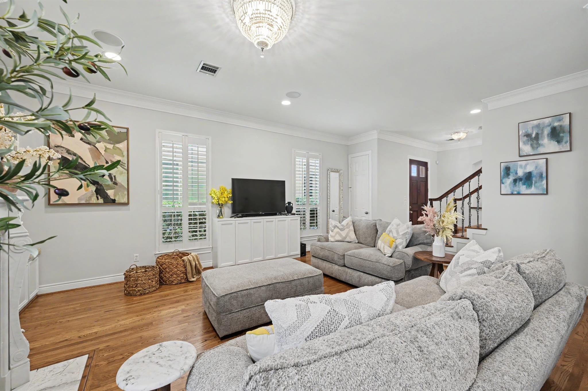 5718 Winsome Lane Lane