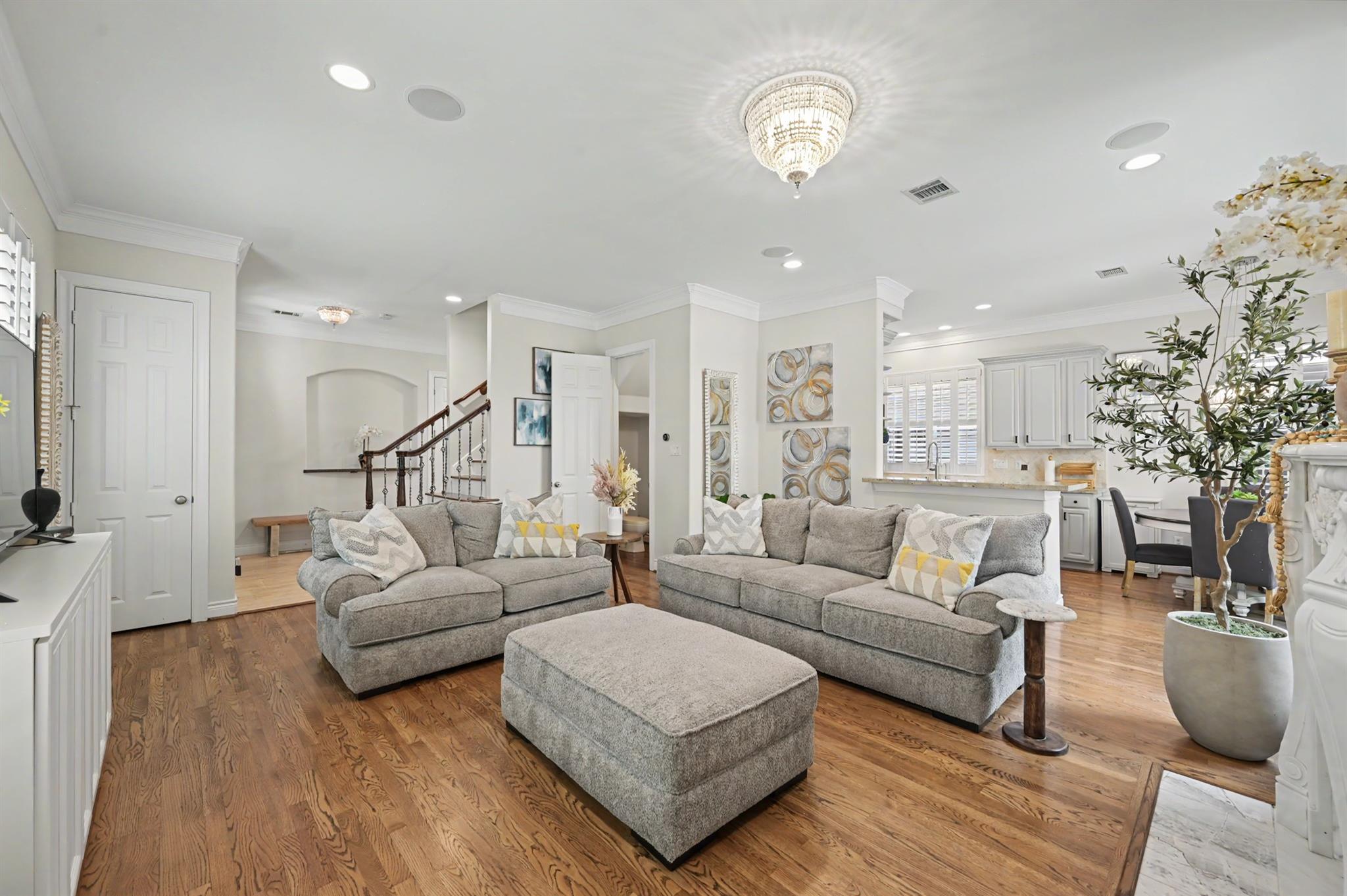 5718 Winsome Lane Lane