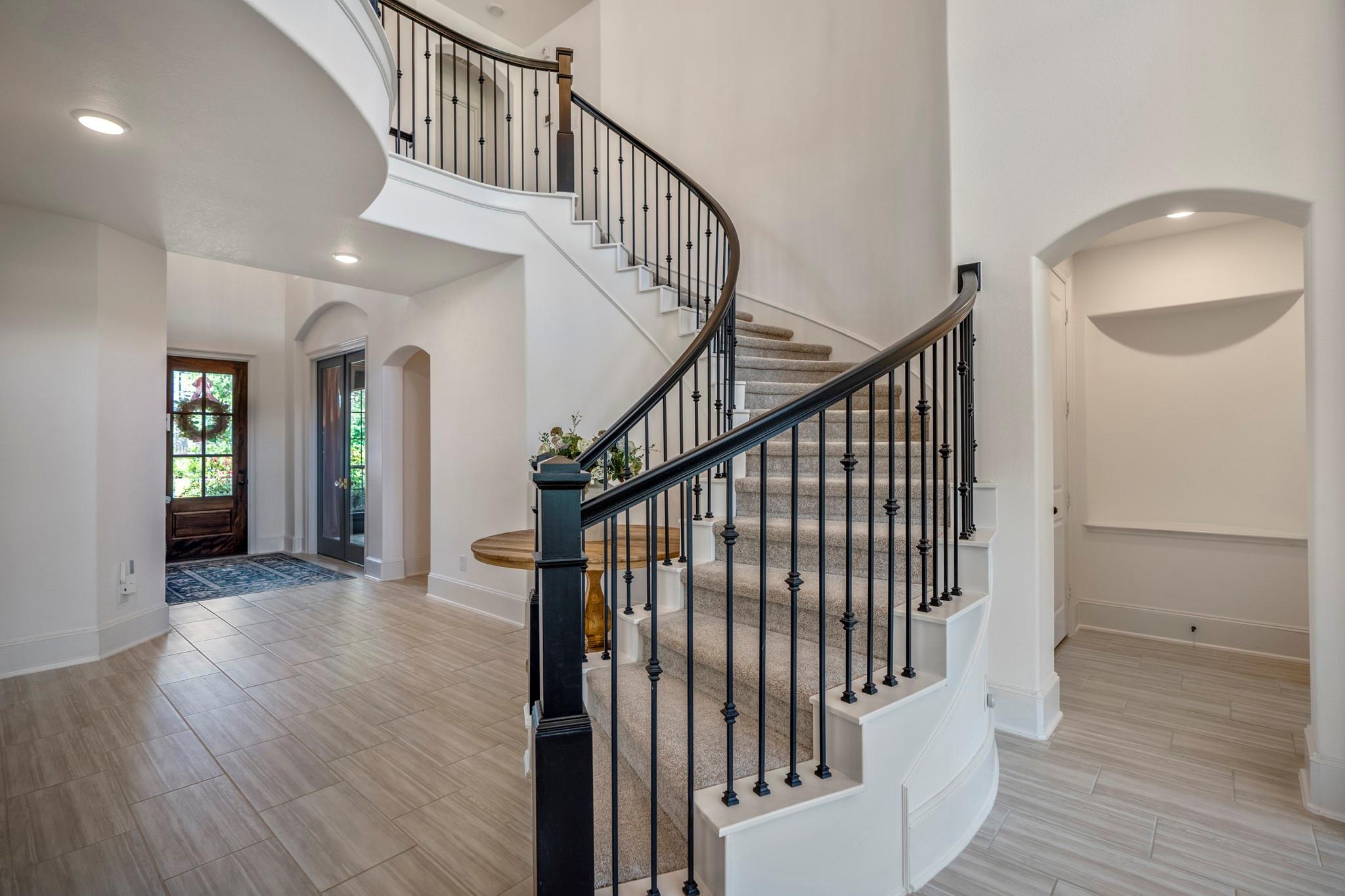 171 Gray Pine Grove Way