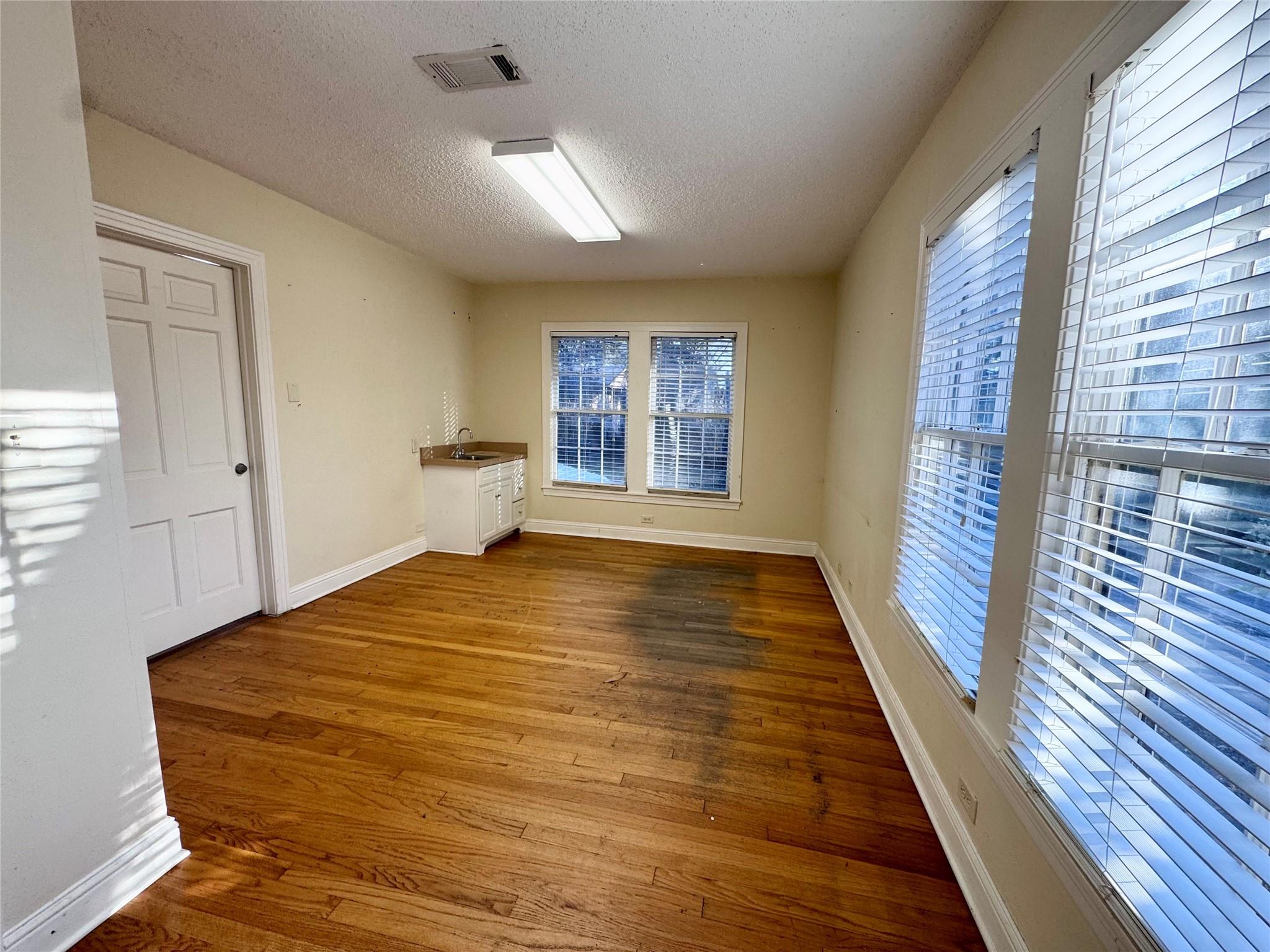 52 State Highway 75 N