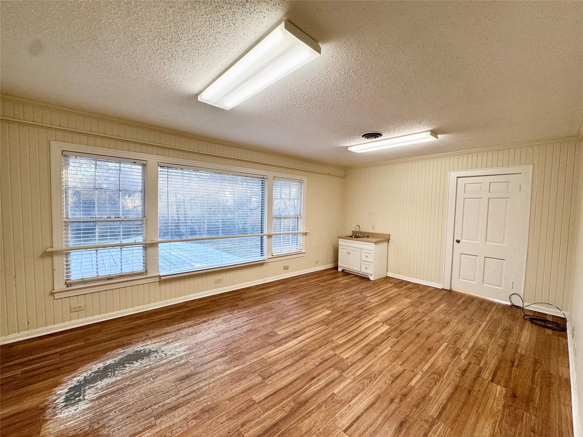 52 State Highway 75 N