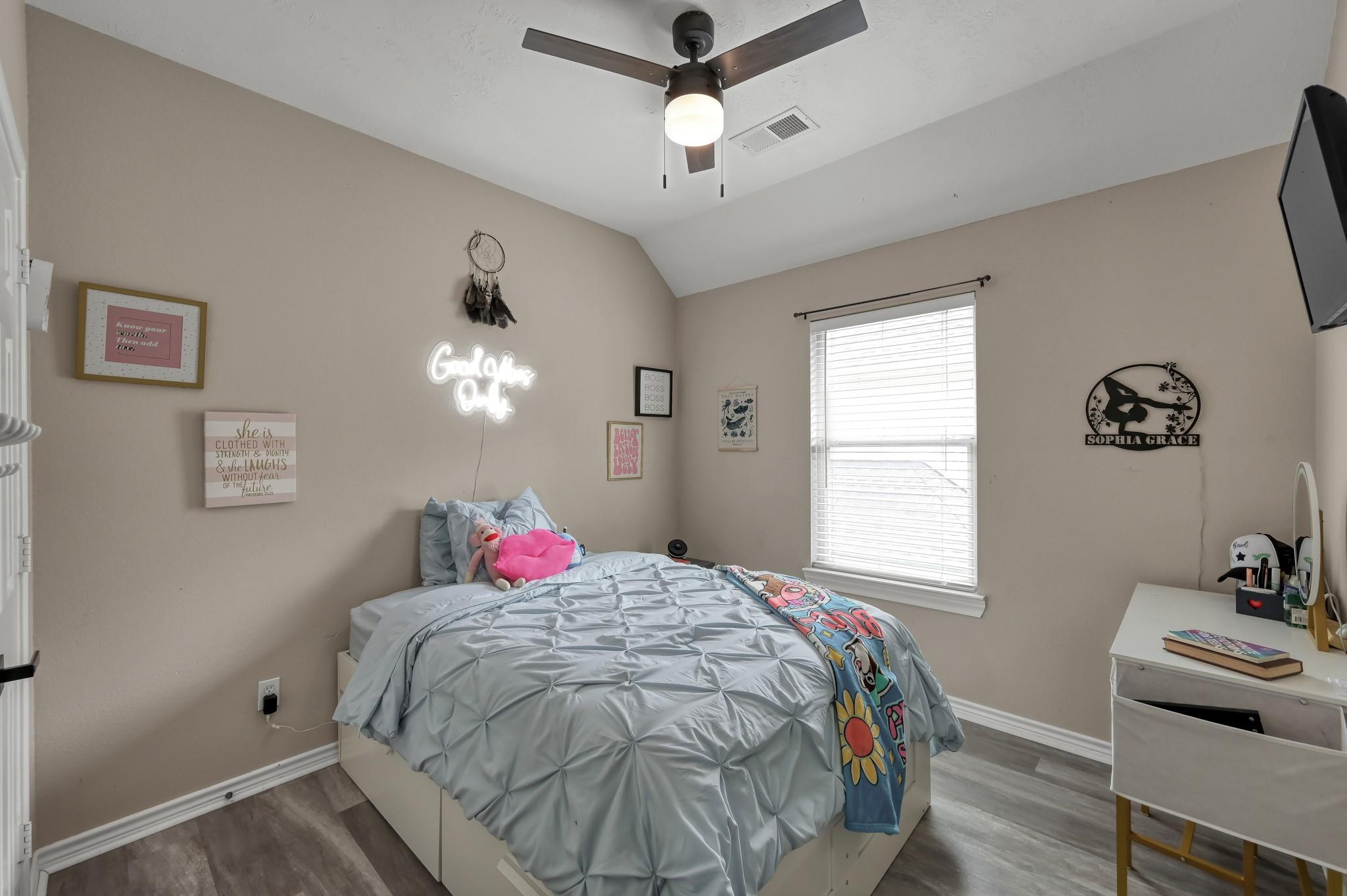 3215 Canterbury Lane
