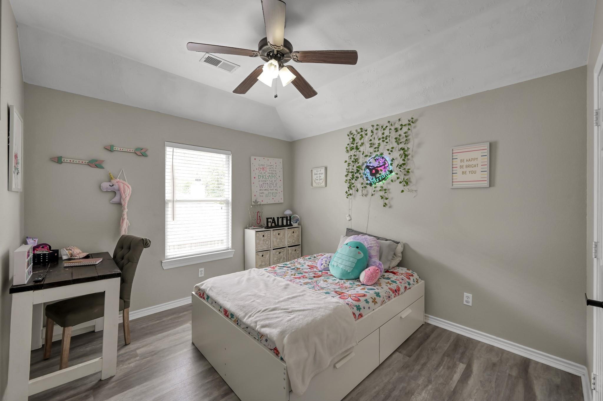 3215 Canterbury Lane