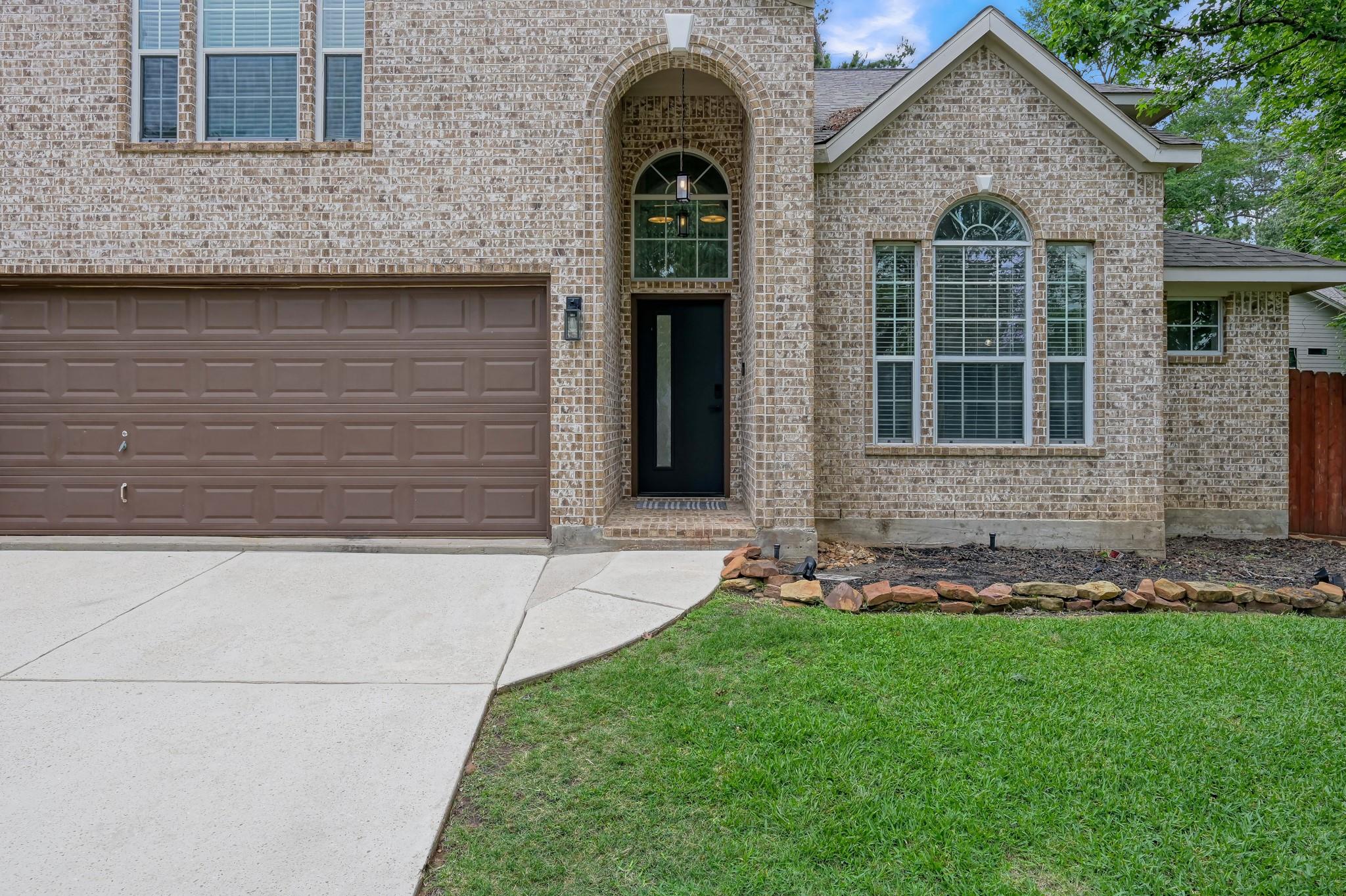 3215 Canterbury Lane