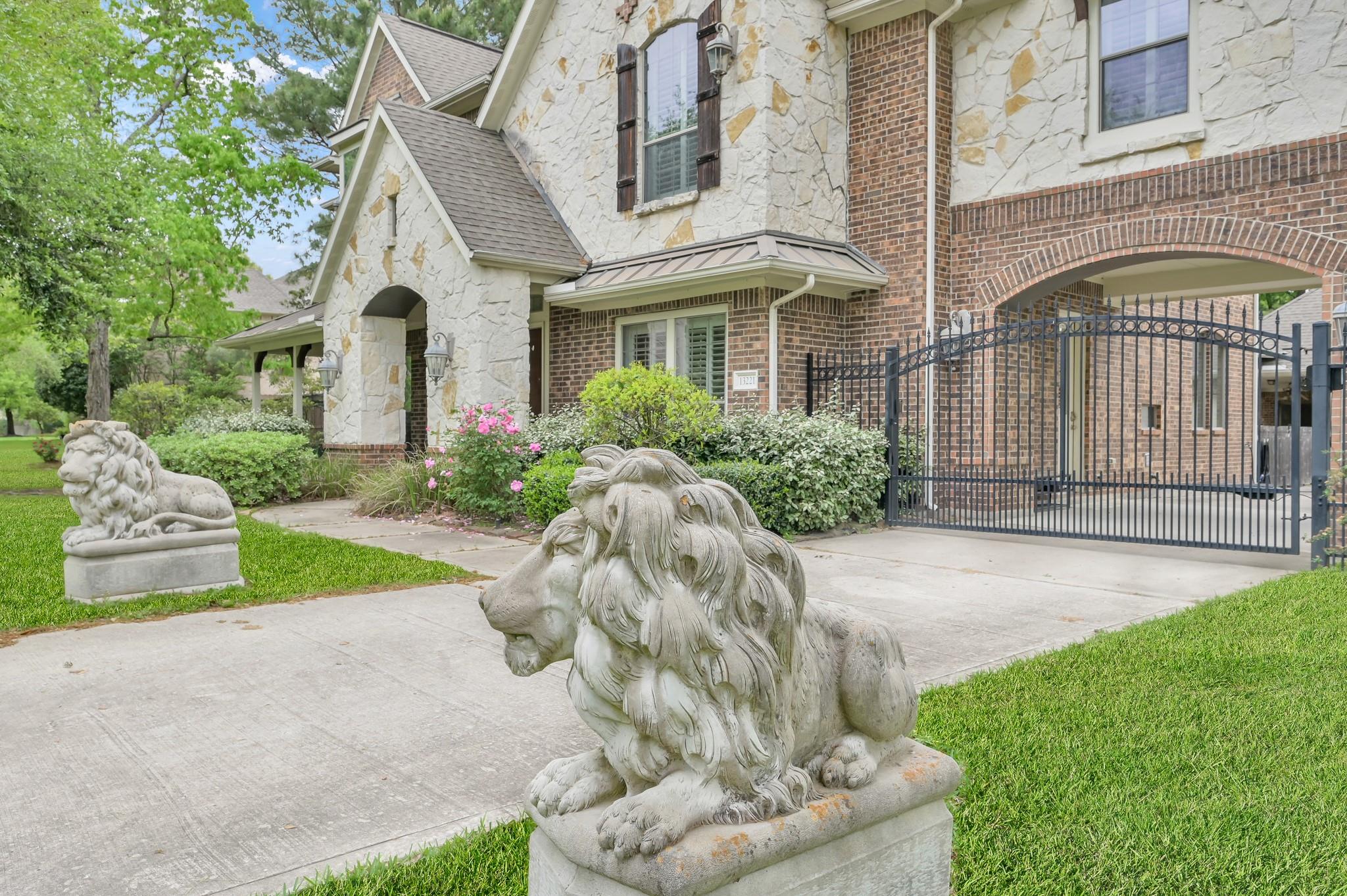 13221 Autumn Ash Drive