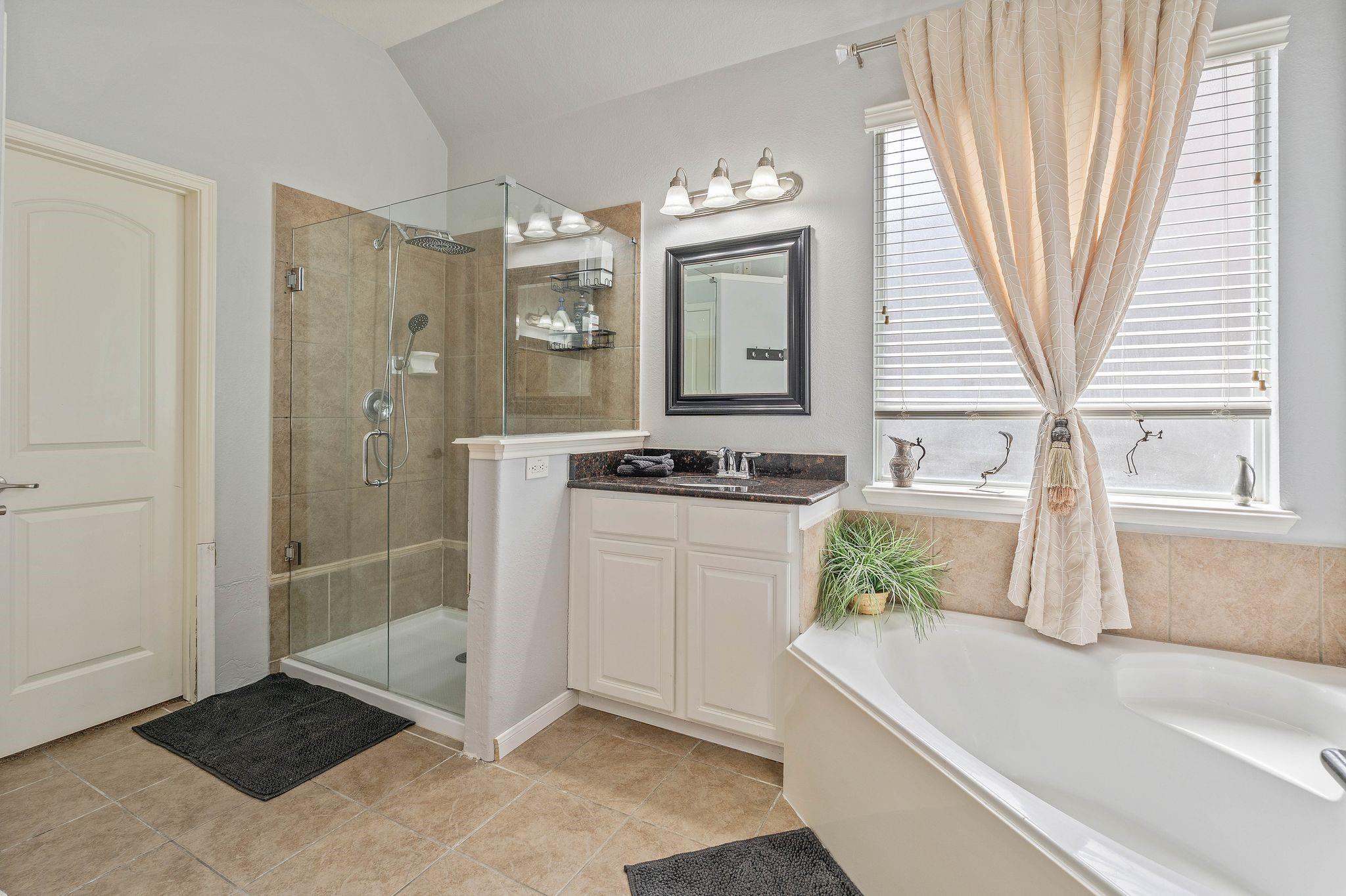 18515 N Settlers Shore Drive