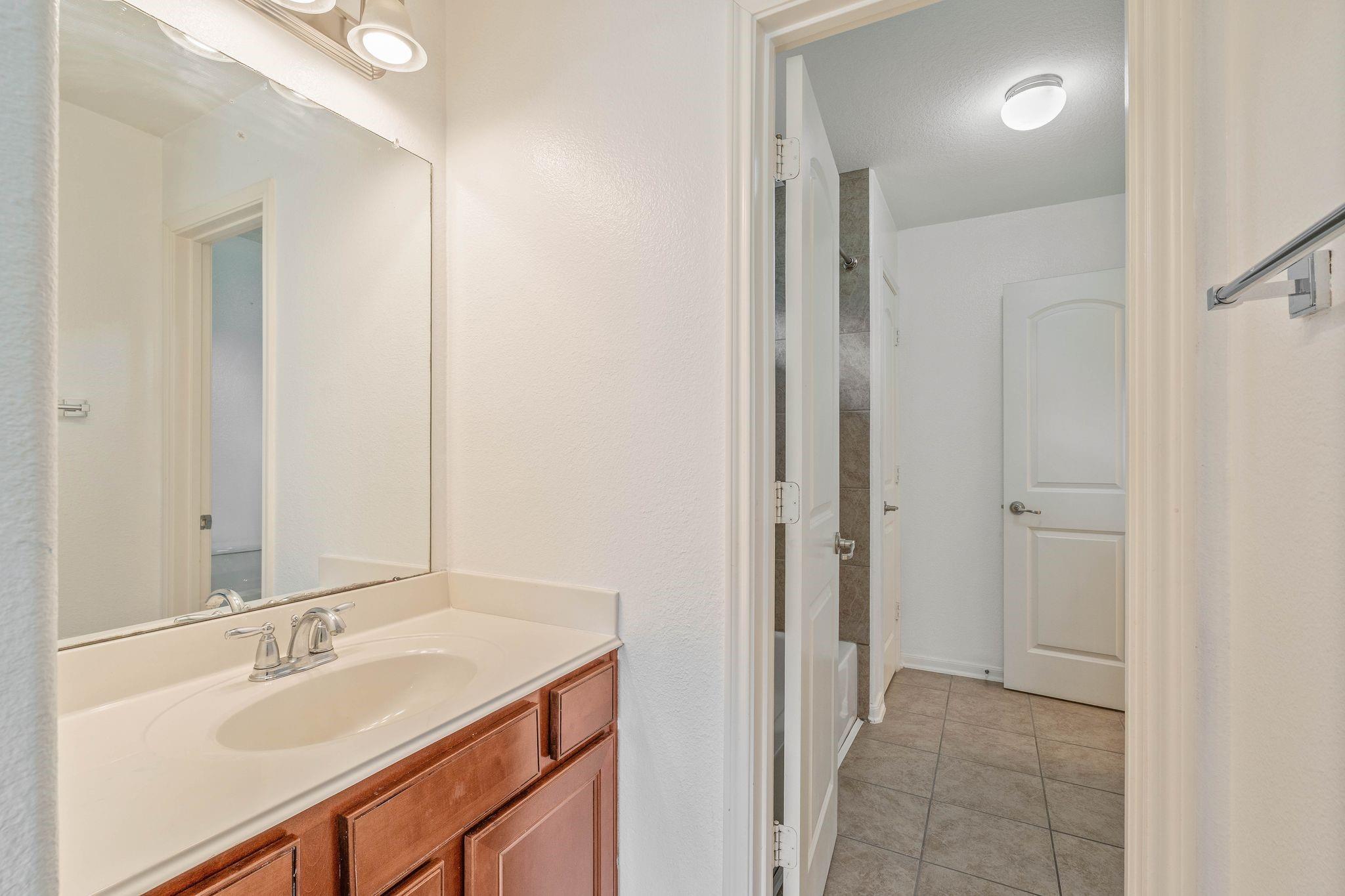 18515 N Settlers Shore Drive