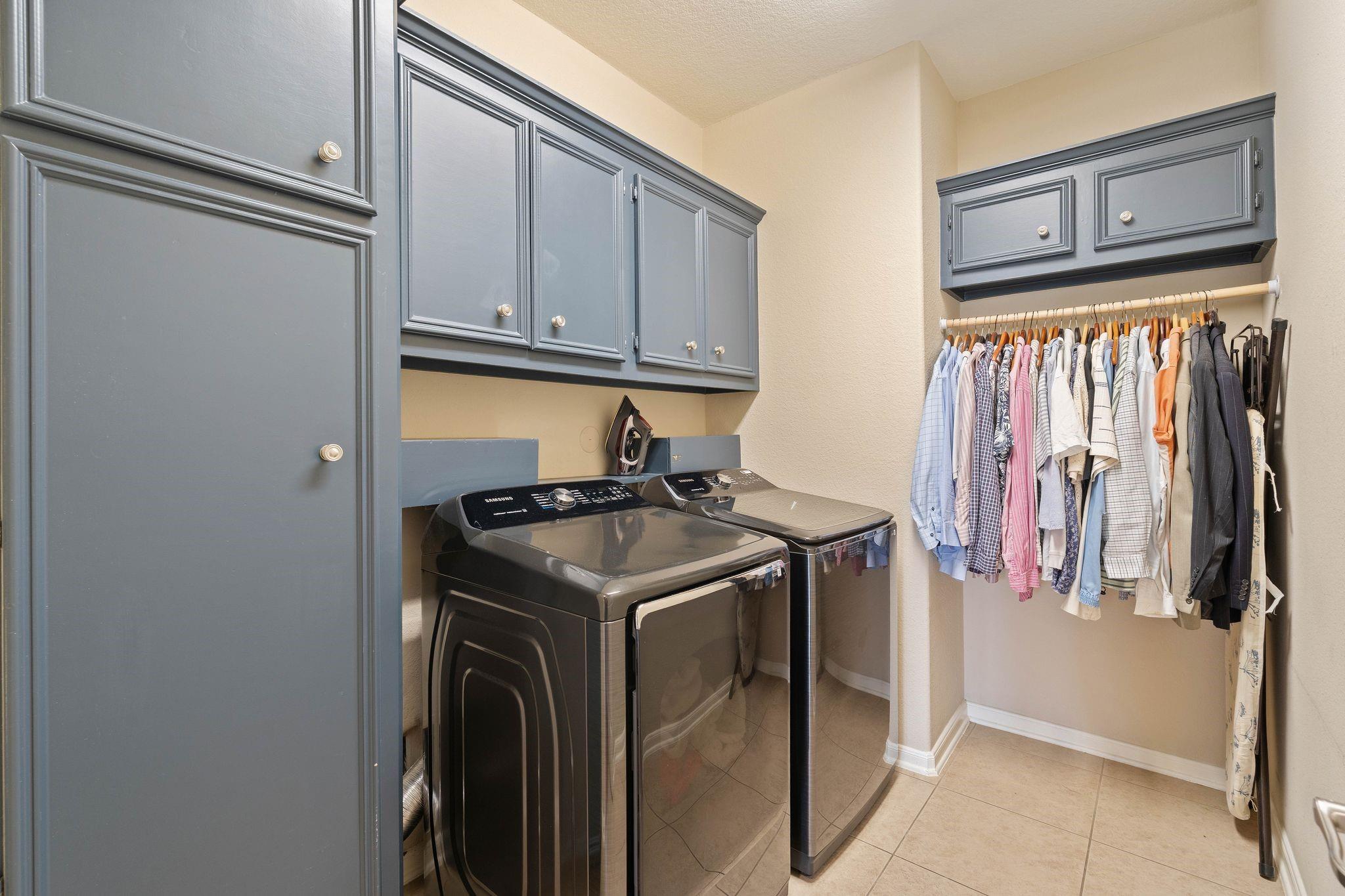 18515 N Settlers Shore Drive