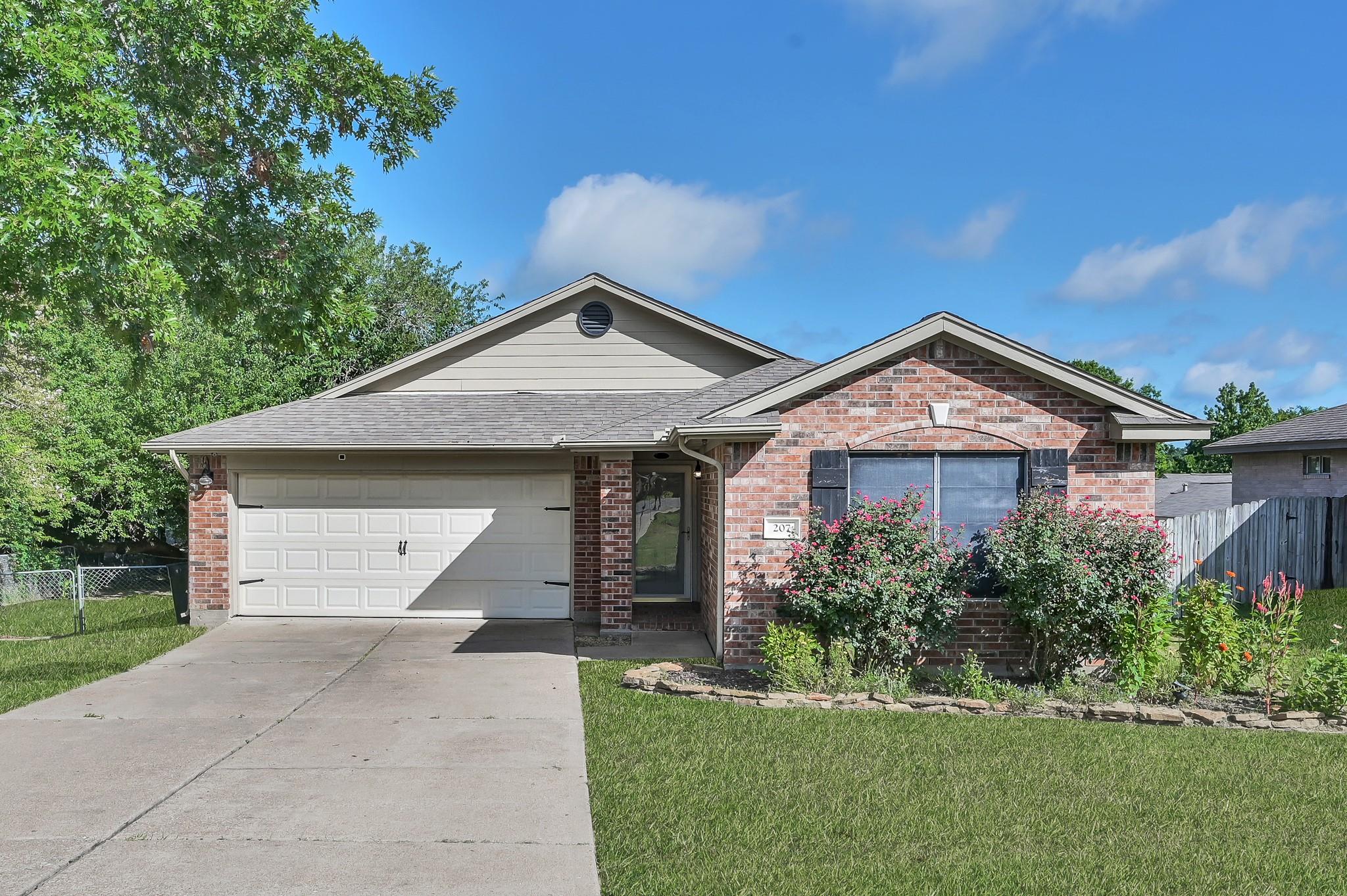 207 Leisure Lane