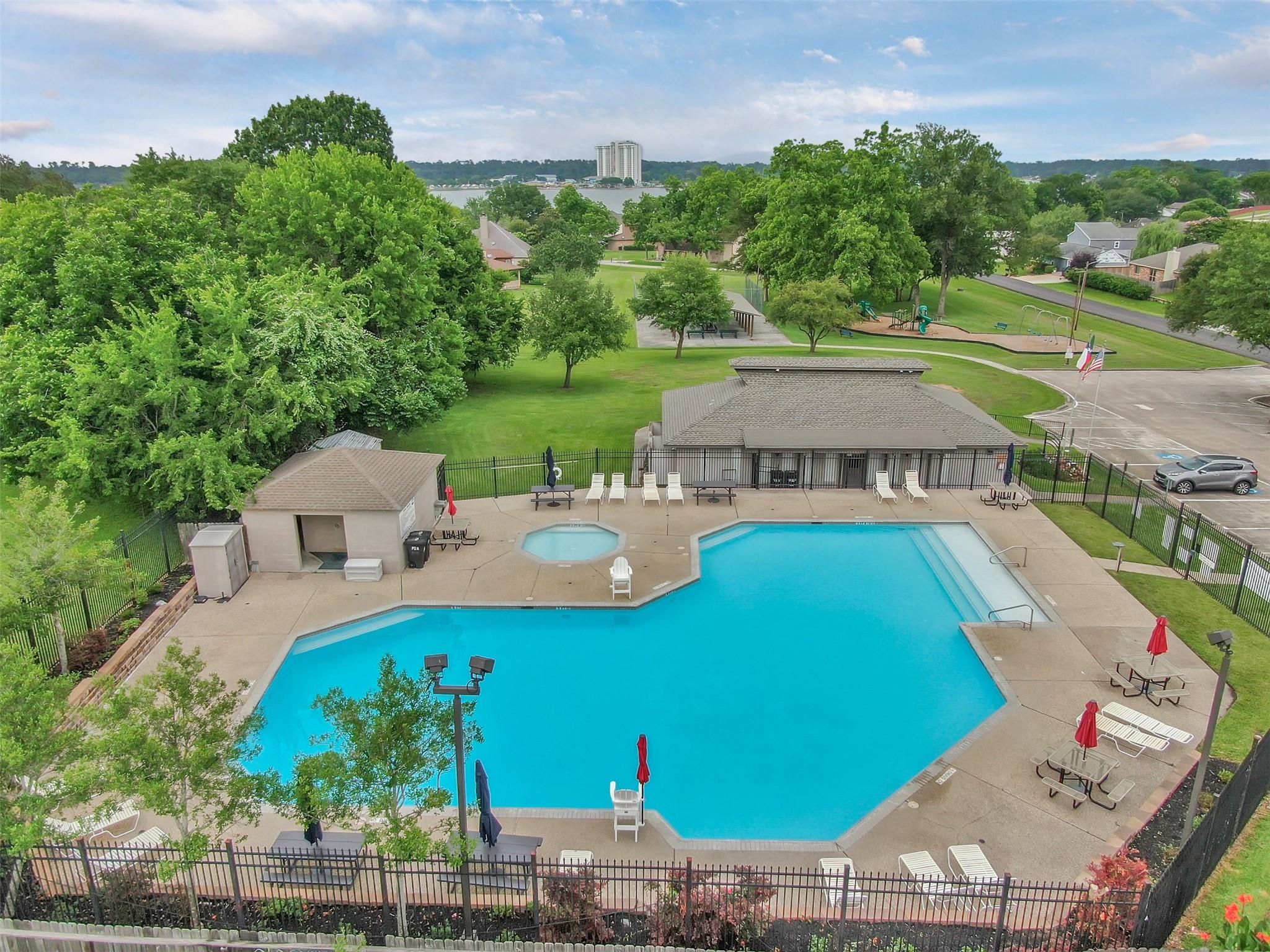 207 Leisure Lane