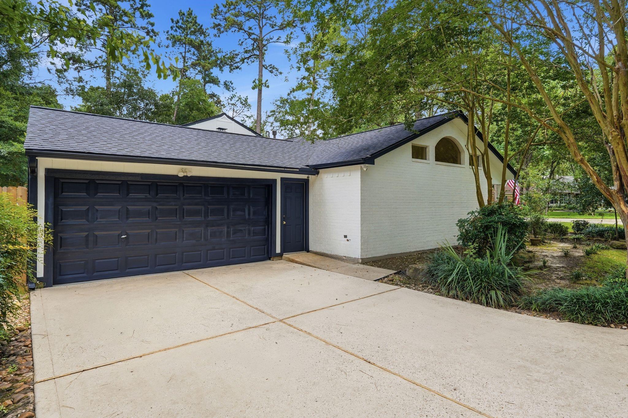 10916 Fawnlily Street