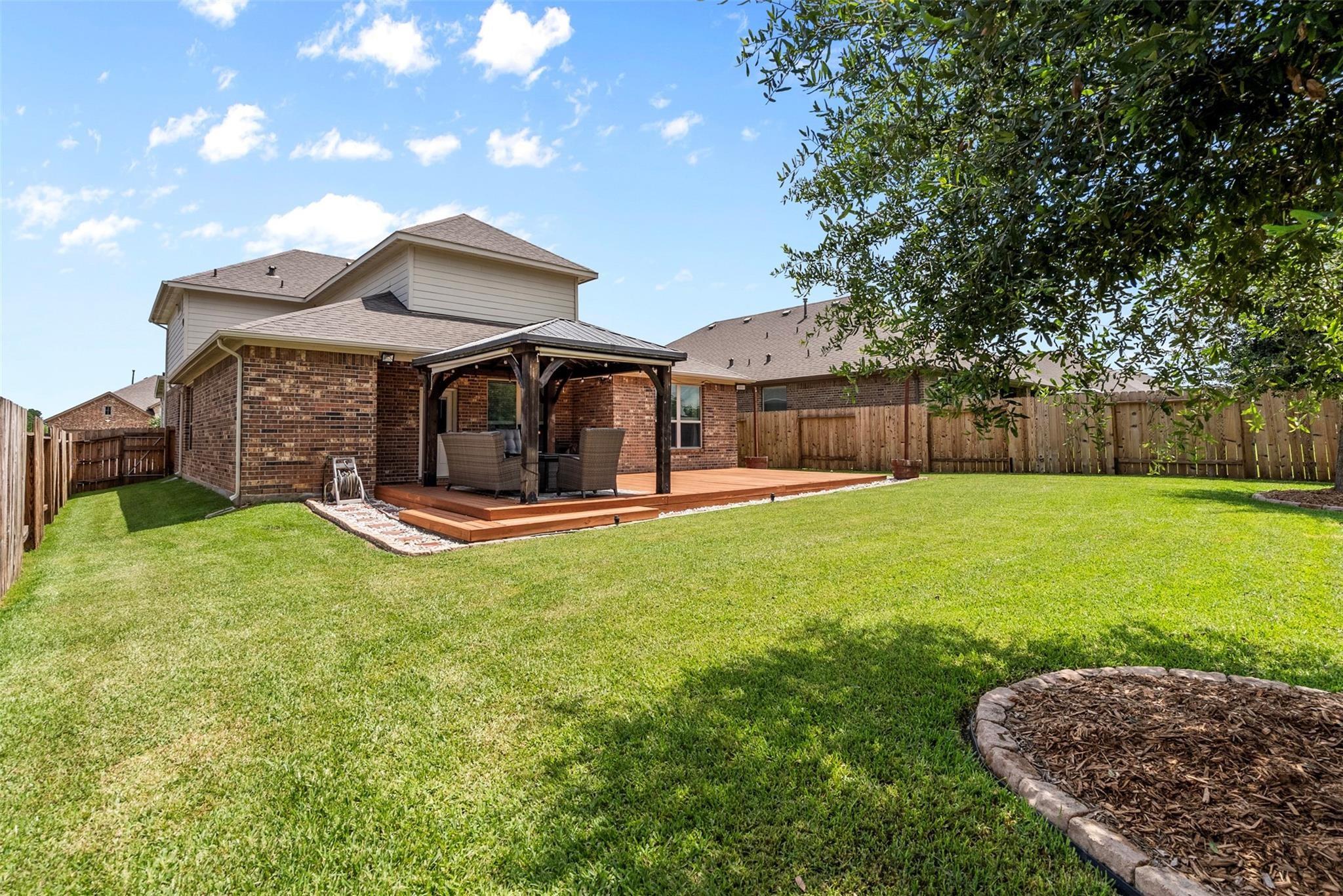 12137 Pearl Bay Lane
