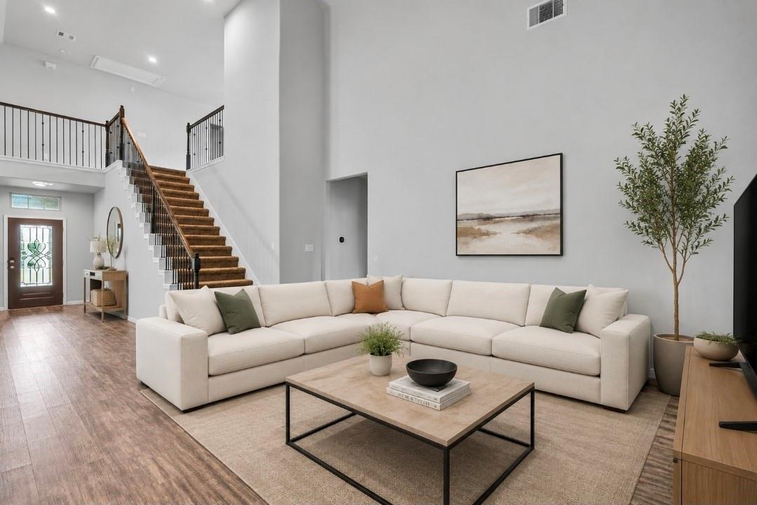 12137 Pearl Bay Lane