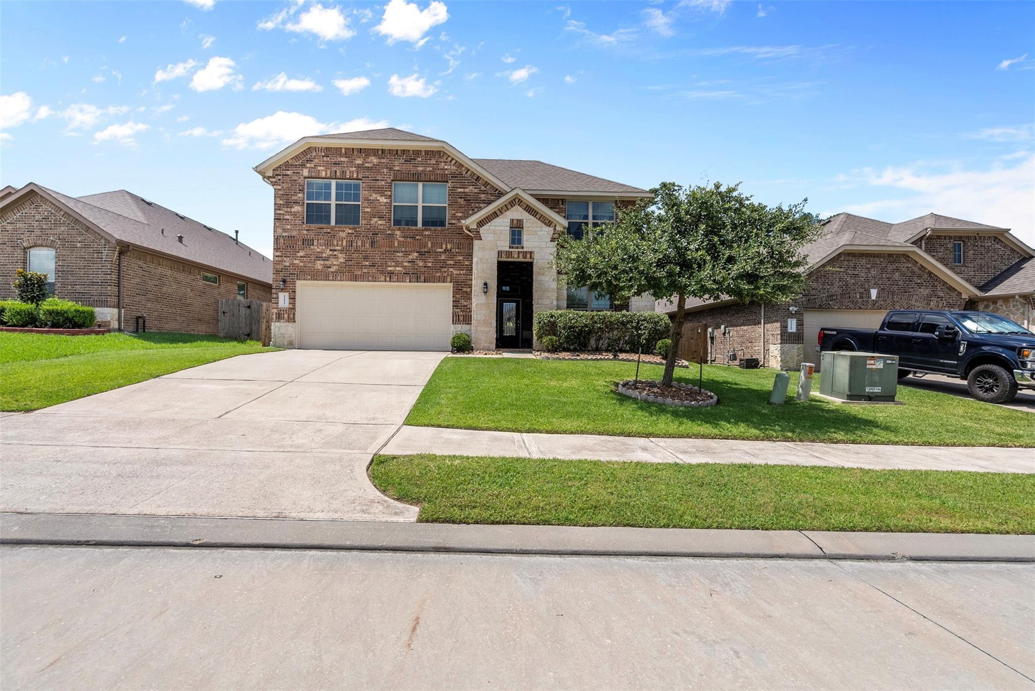 12137 Pearl Bay Lane