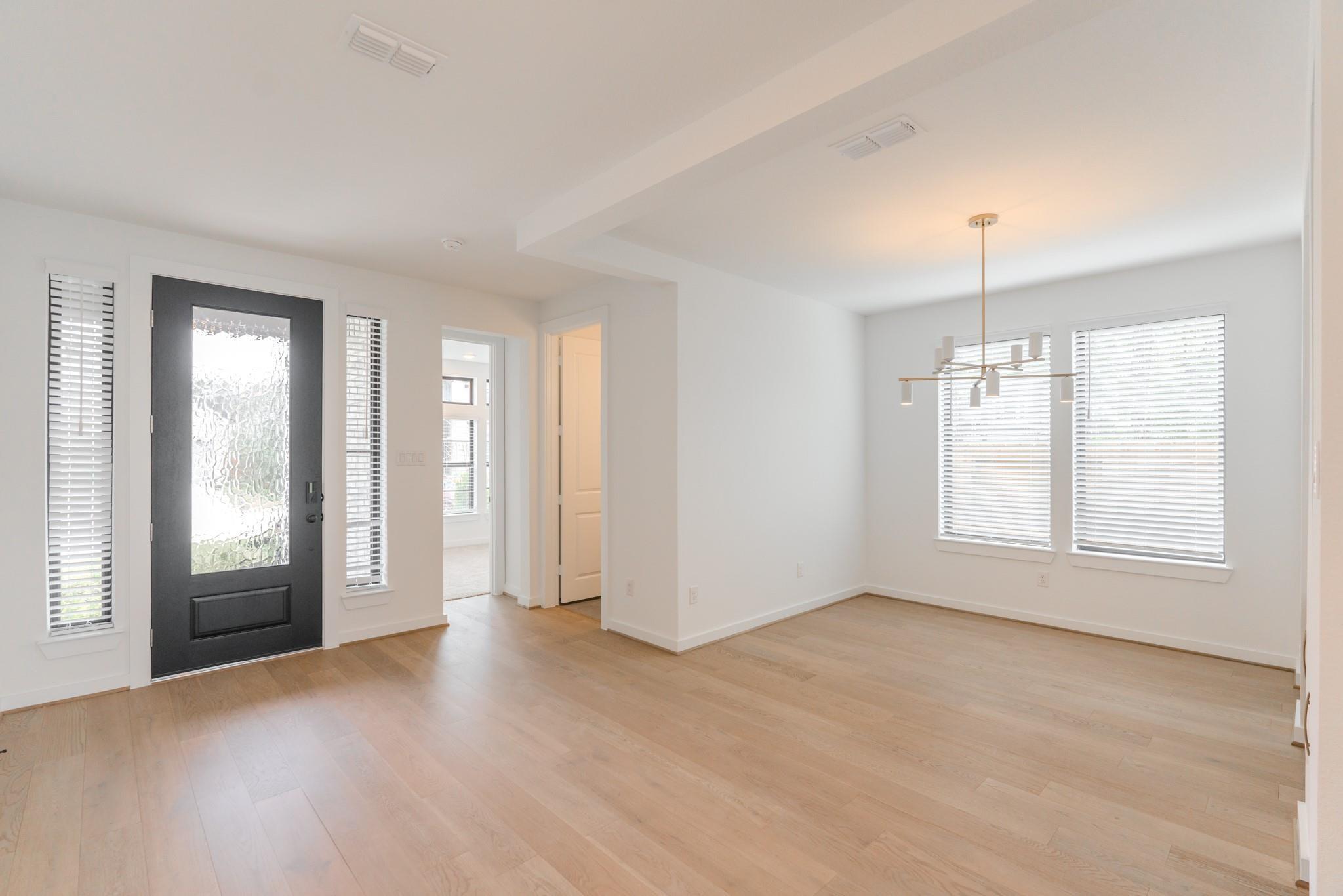 21722 Ellsworth Garden Lane