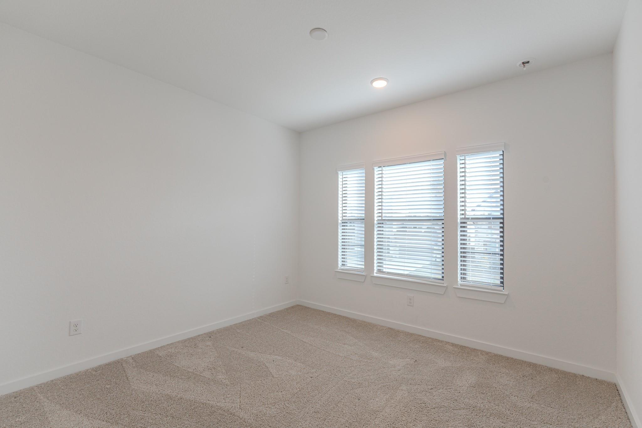 21722 Ellsworth Garden Lane