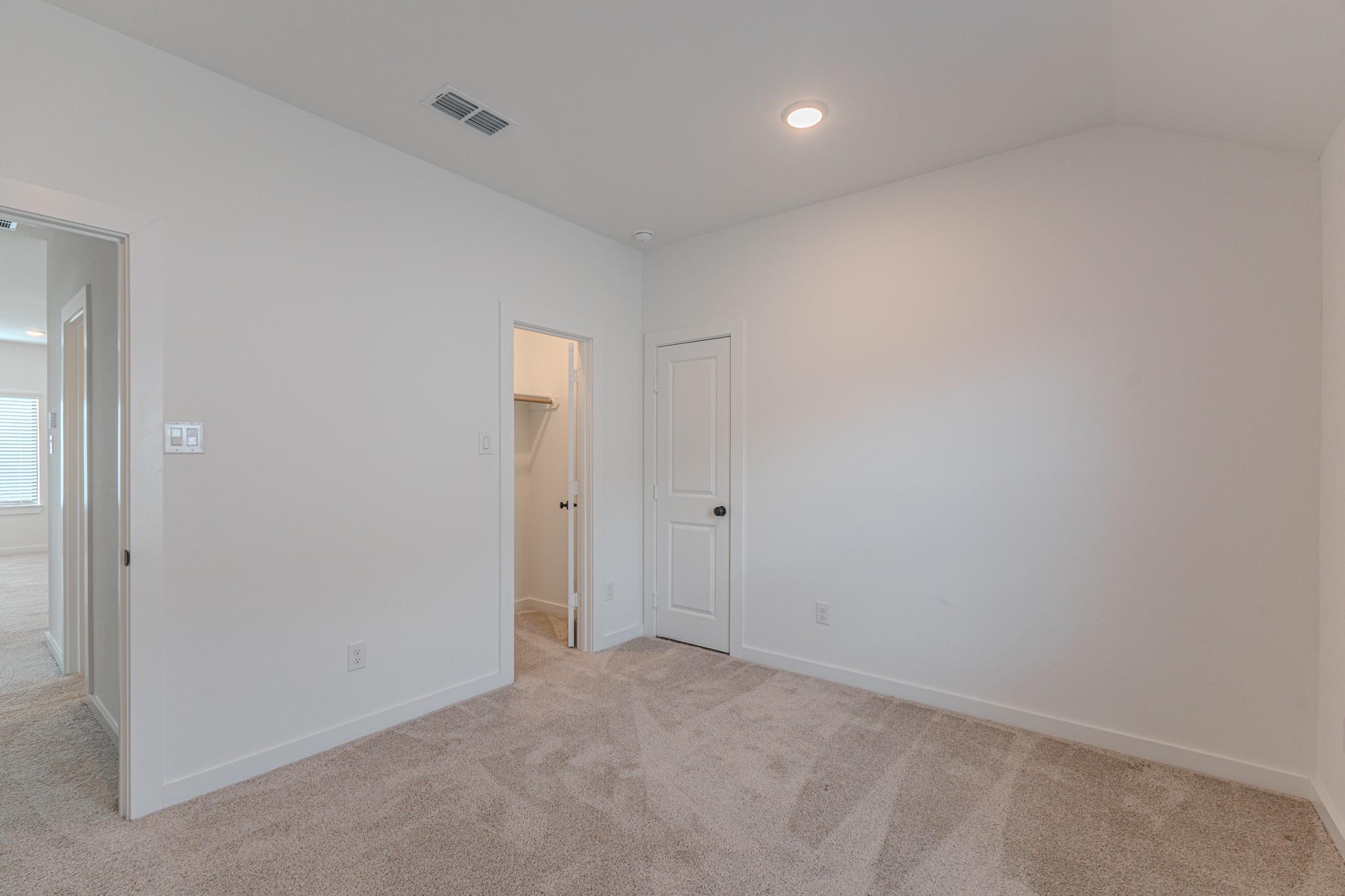 21722 Ellsworth Garden Lane