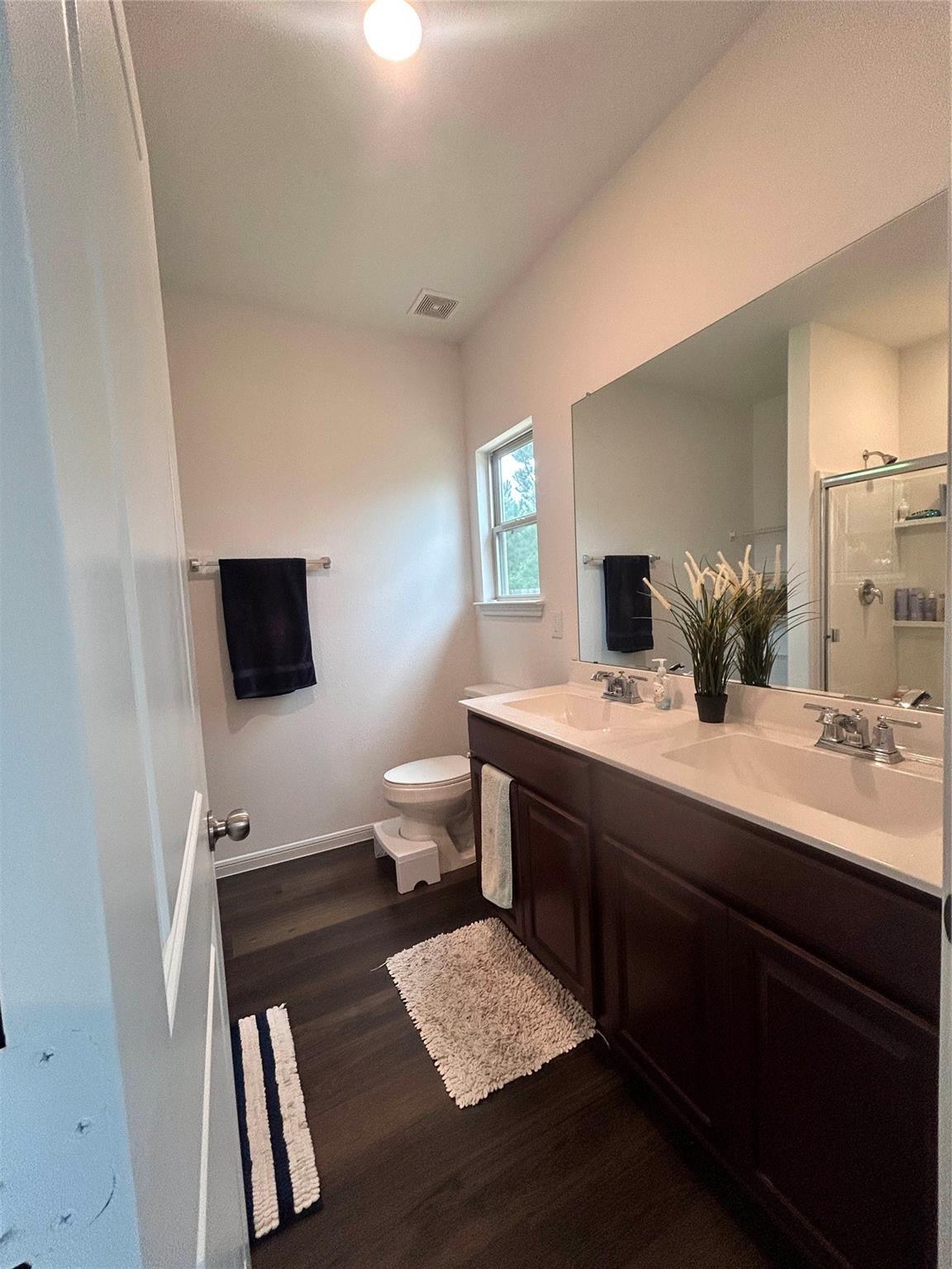 118 Ashwood Glade Drive
