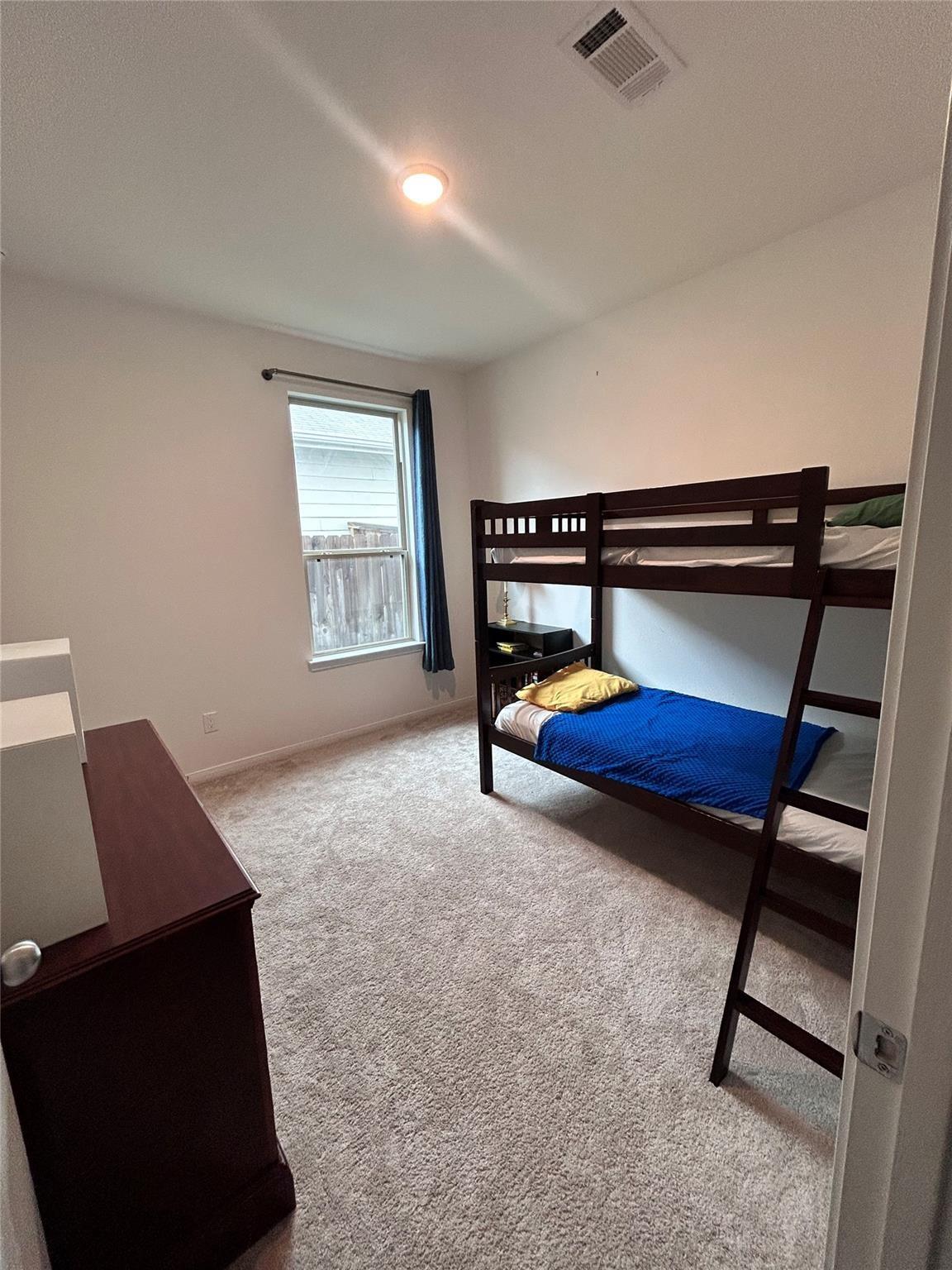118 Ashwood Glade Drive