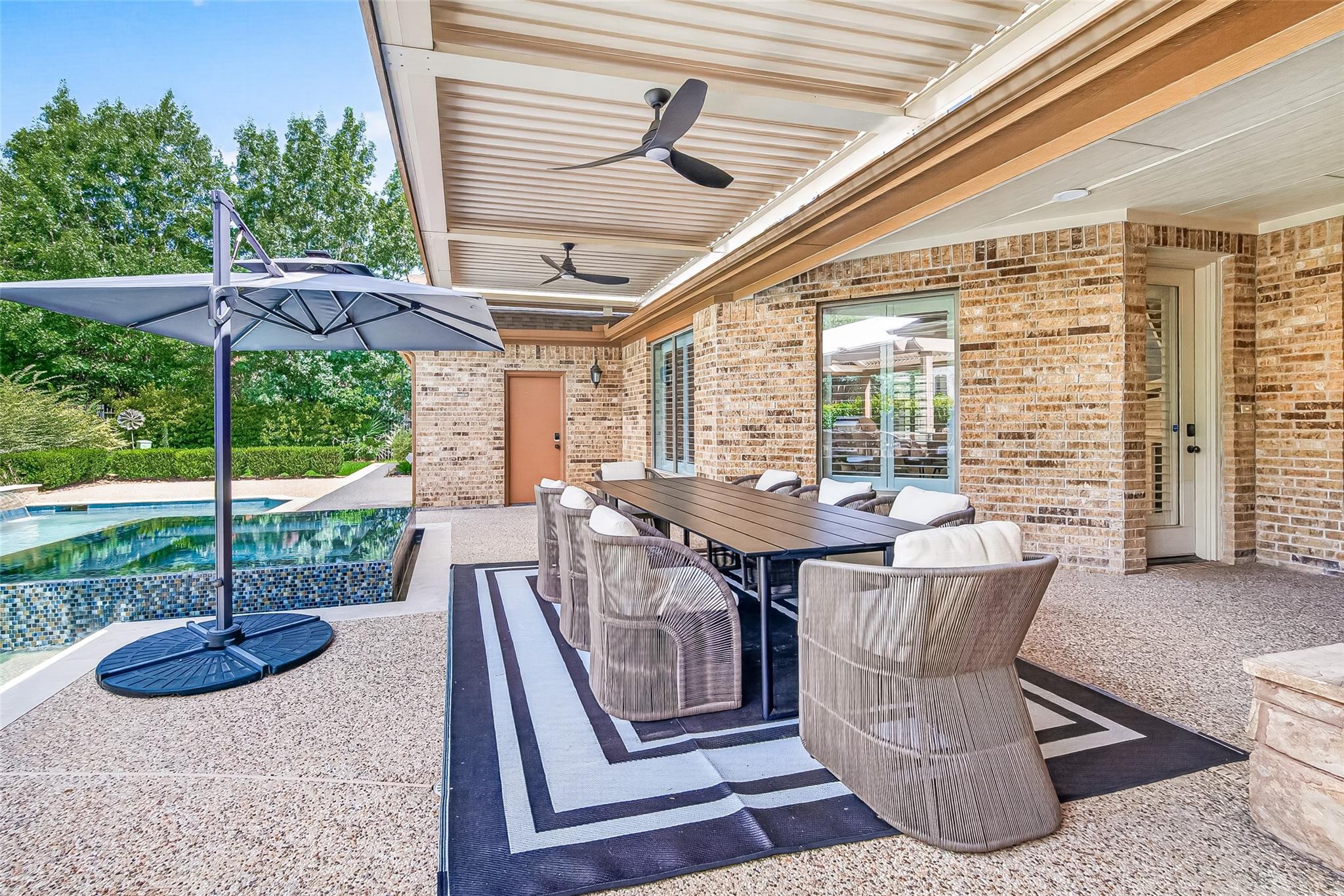 15 Veilwood Circle