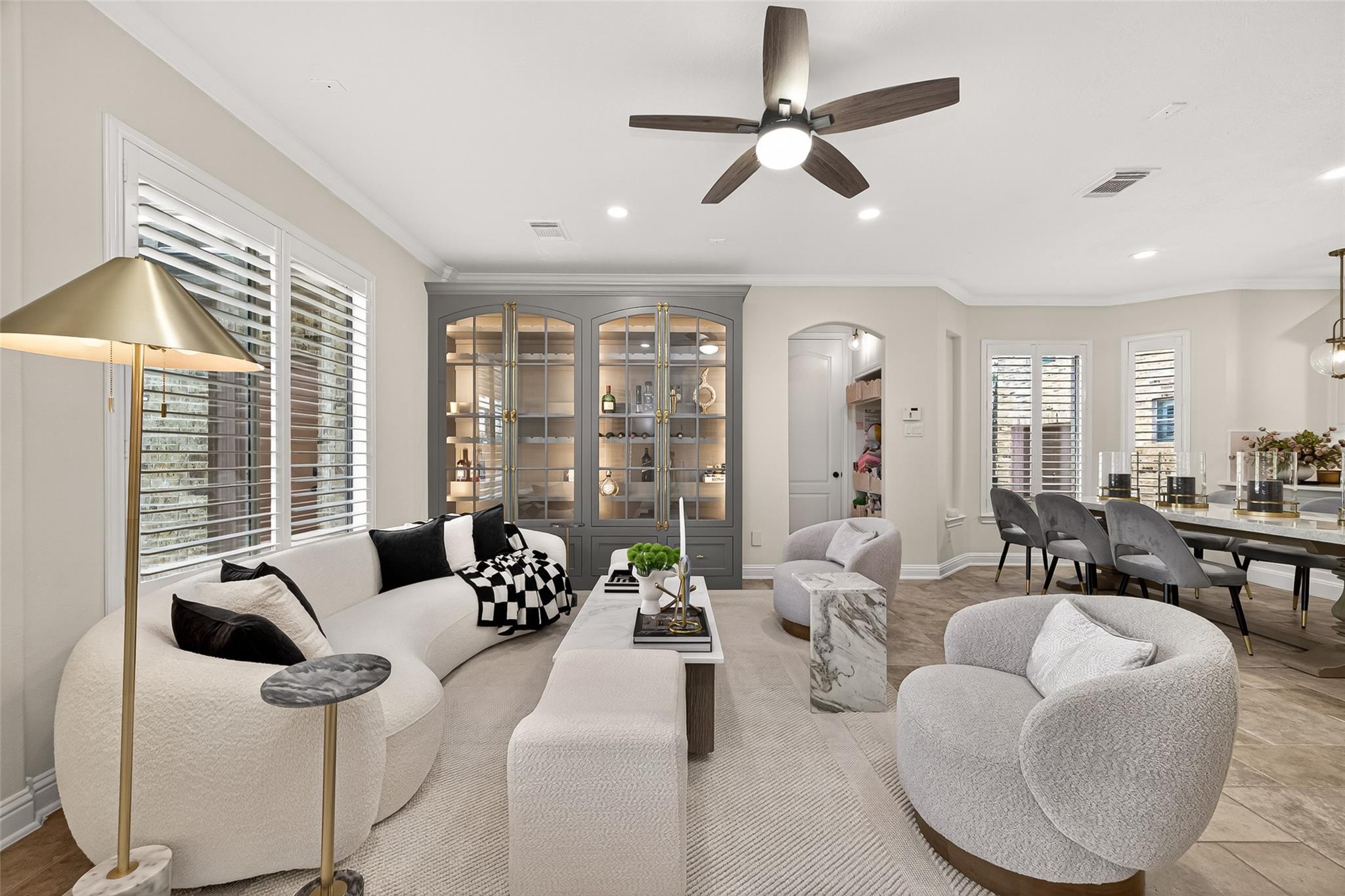 15 Veilwood Circle