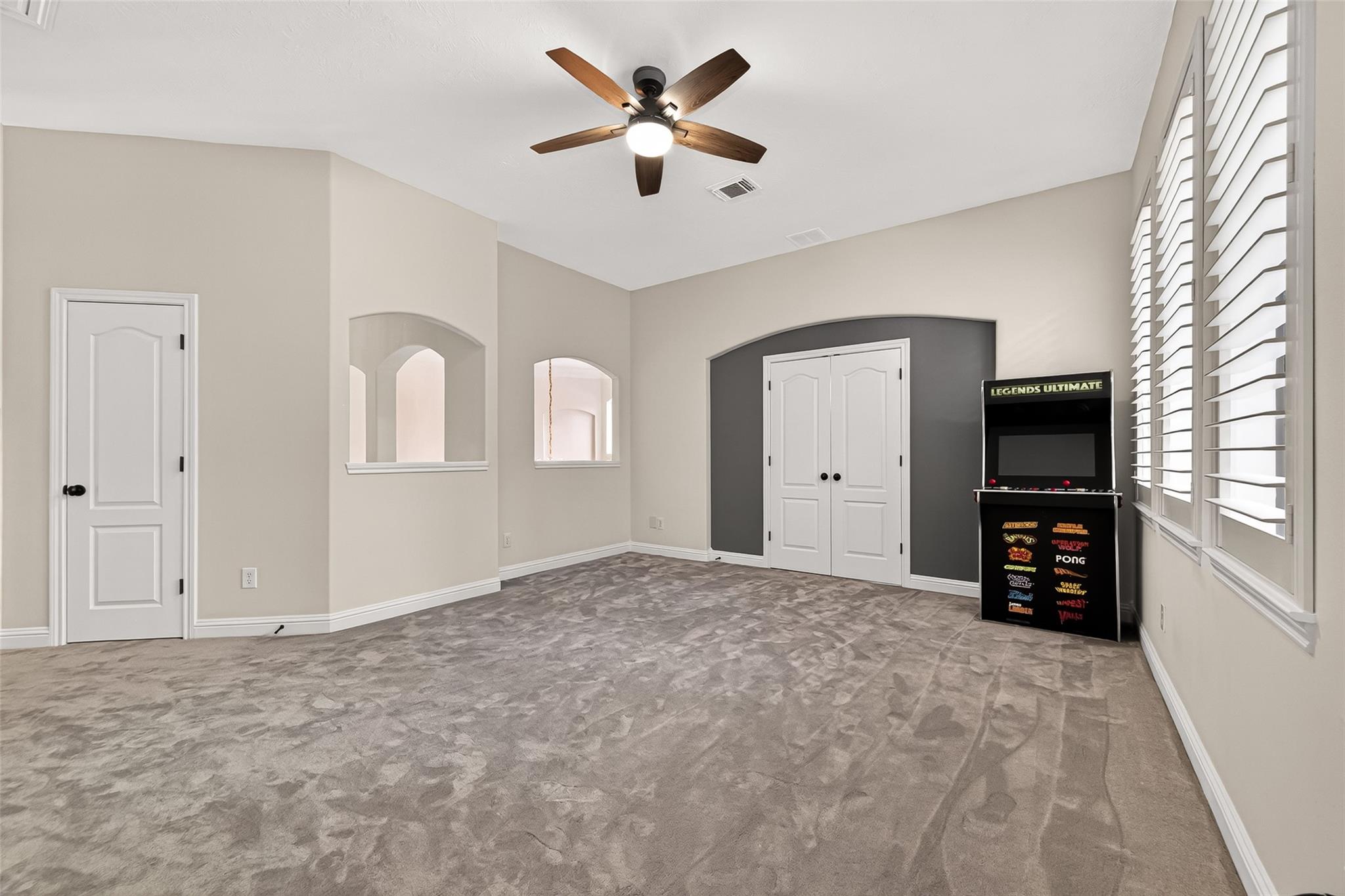 15 Veilwood Circle