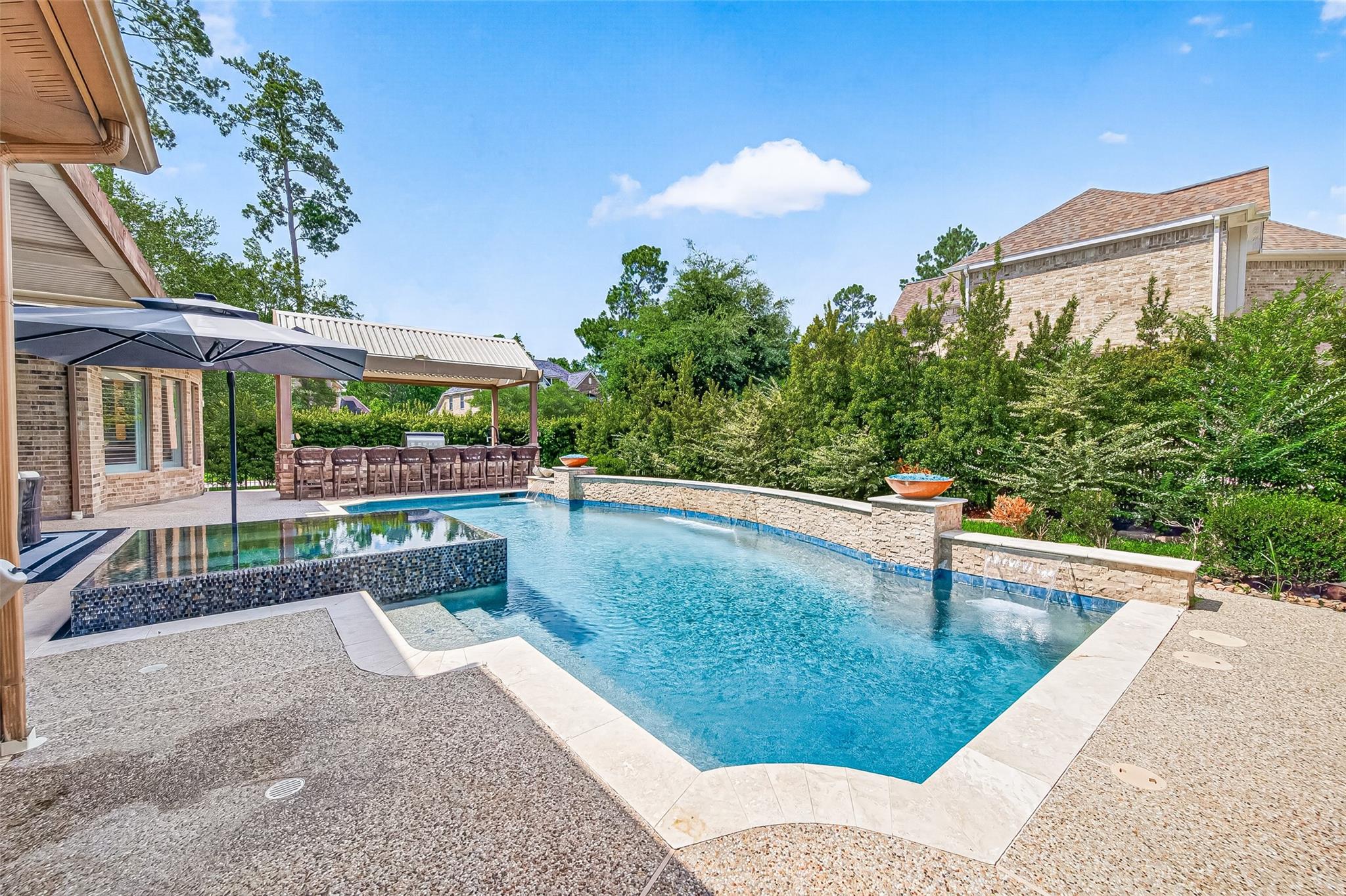15 Veilwood Circle