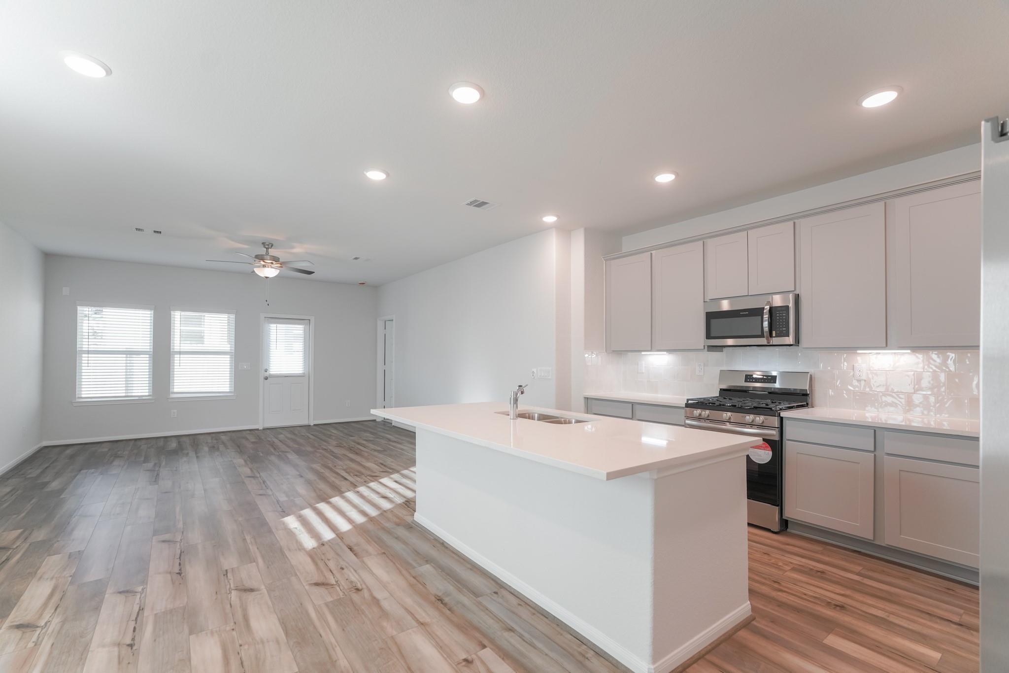 8498 Sweet Cherry In