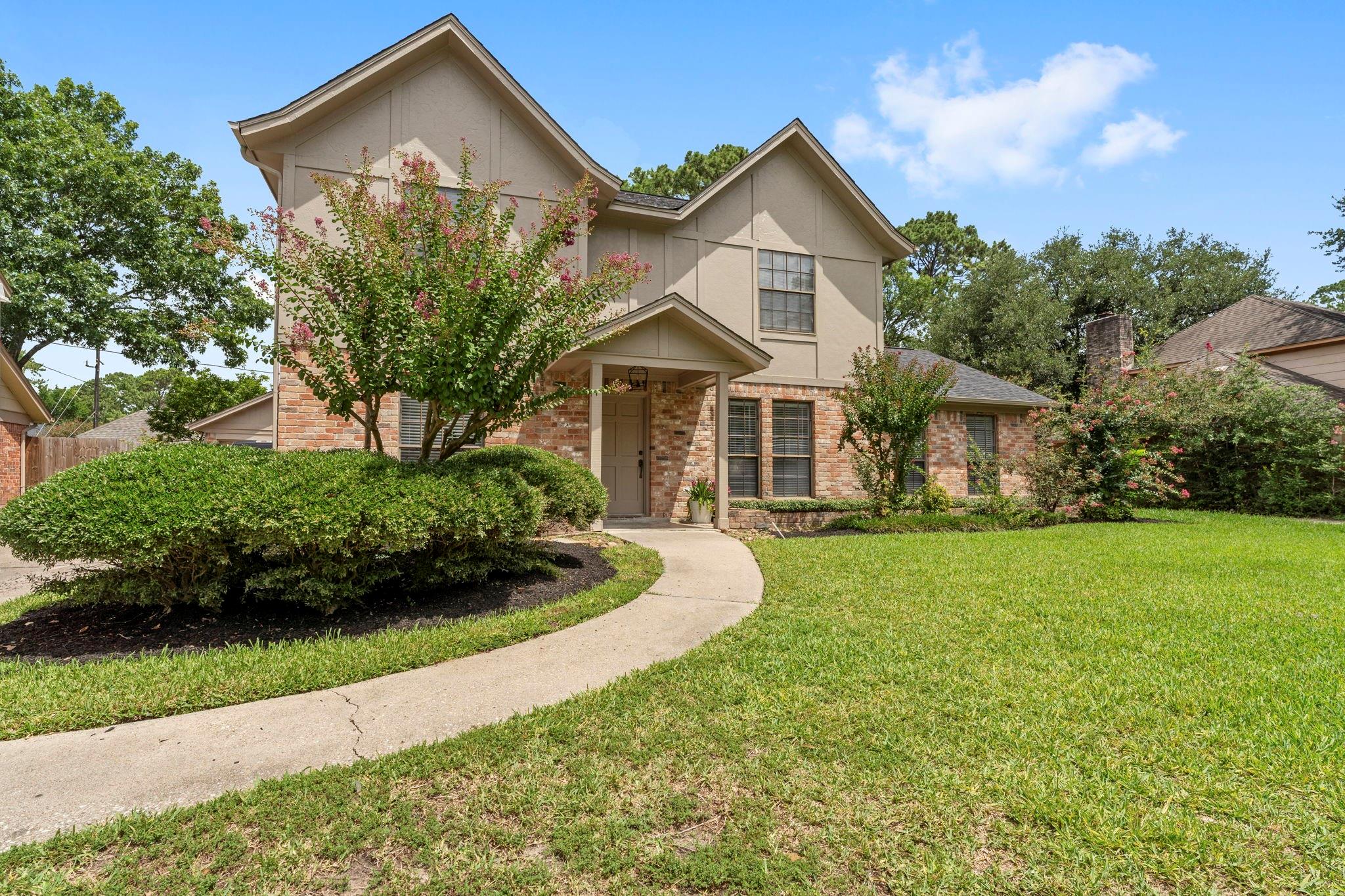 2811 Blue Glen Lane