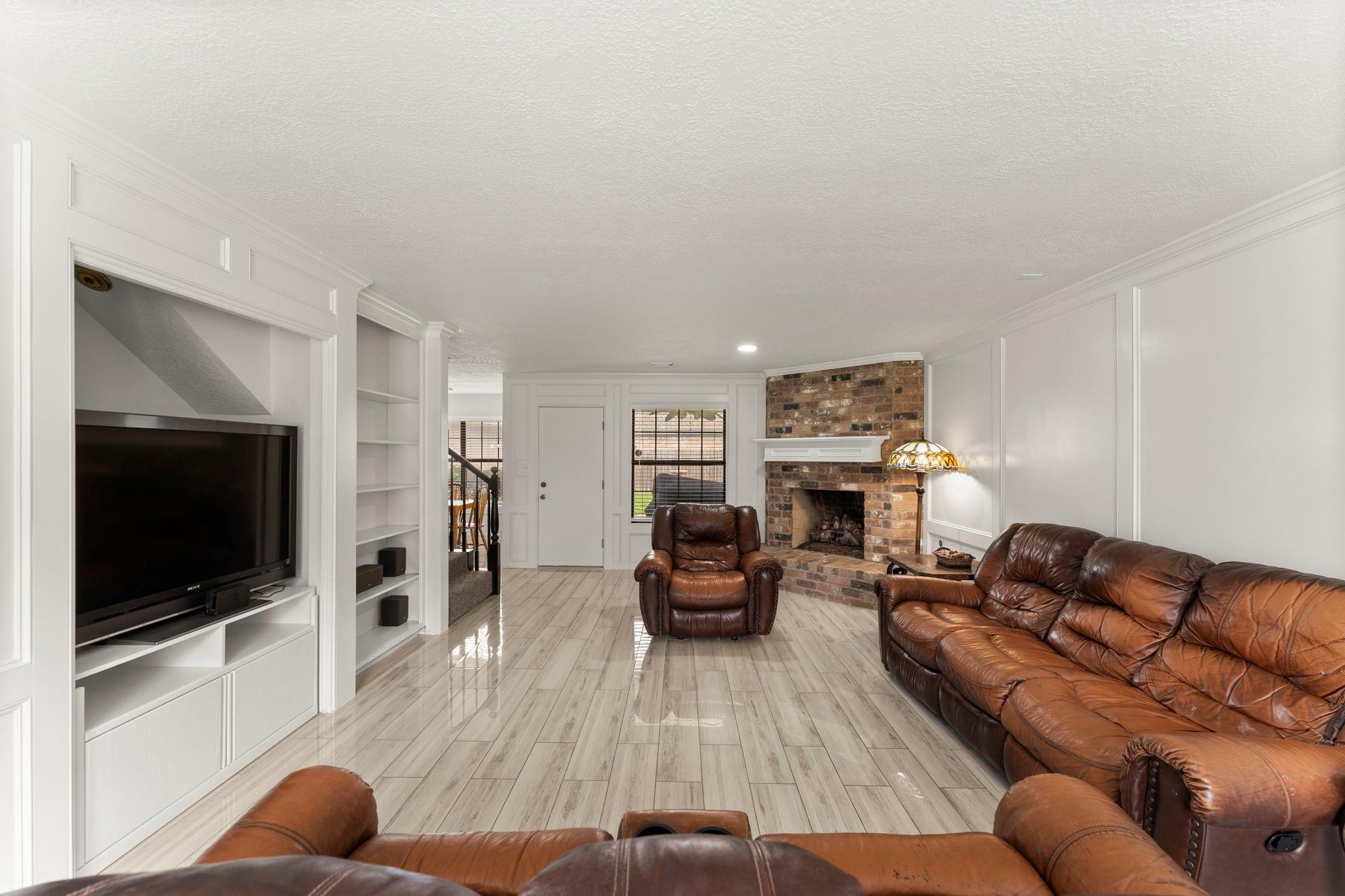 2811 Blue Glen Lane
