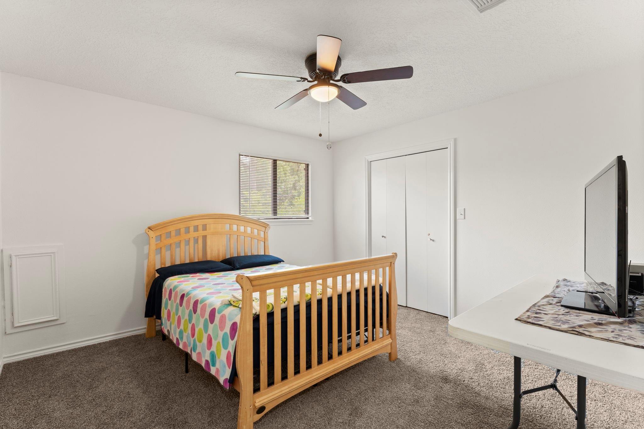 2811 Blue Glen Lane